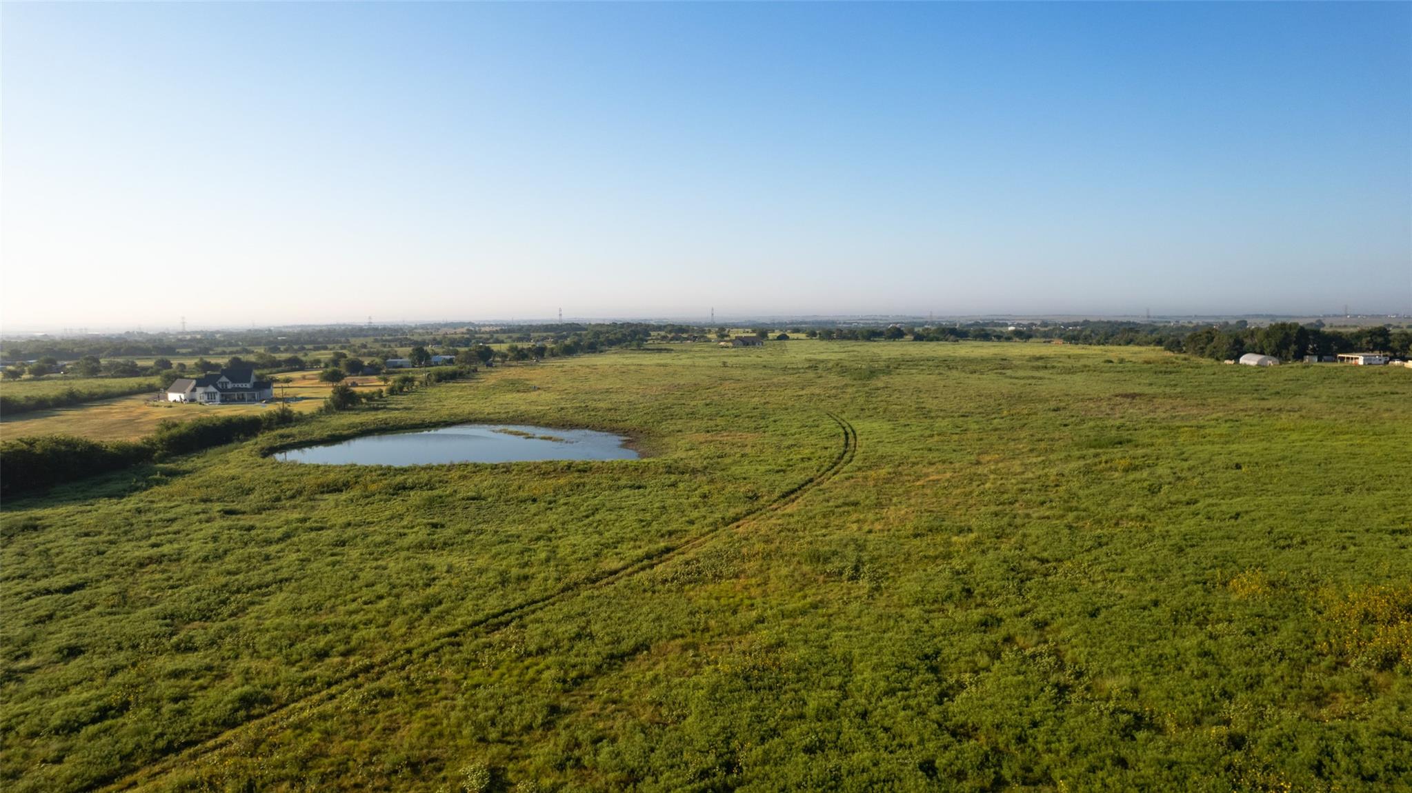 main property photo 17