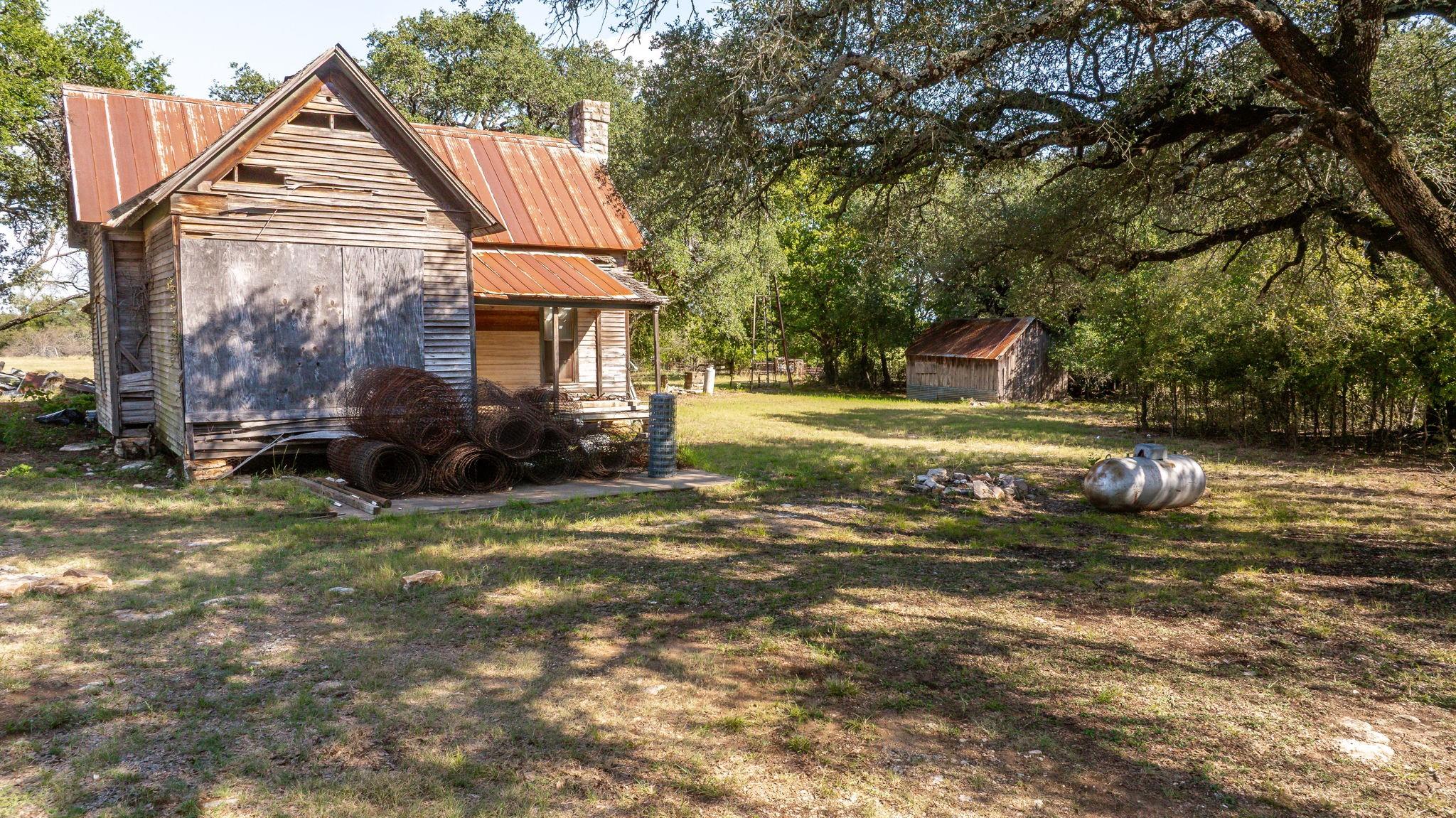 main property photo 8