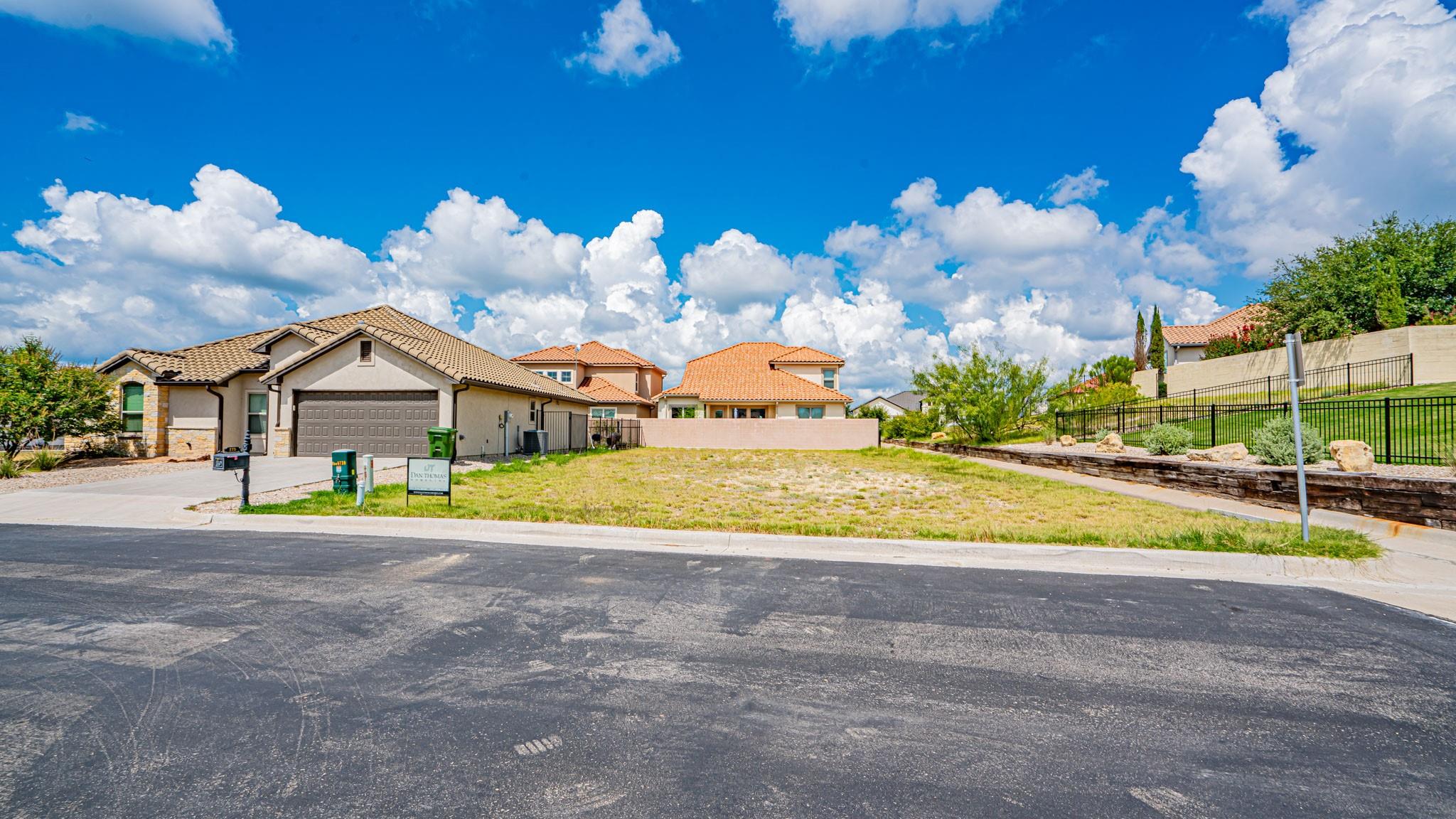 main property photo 6