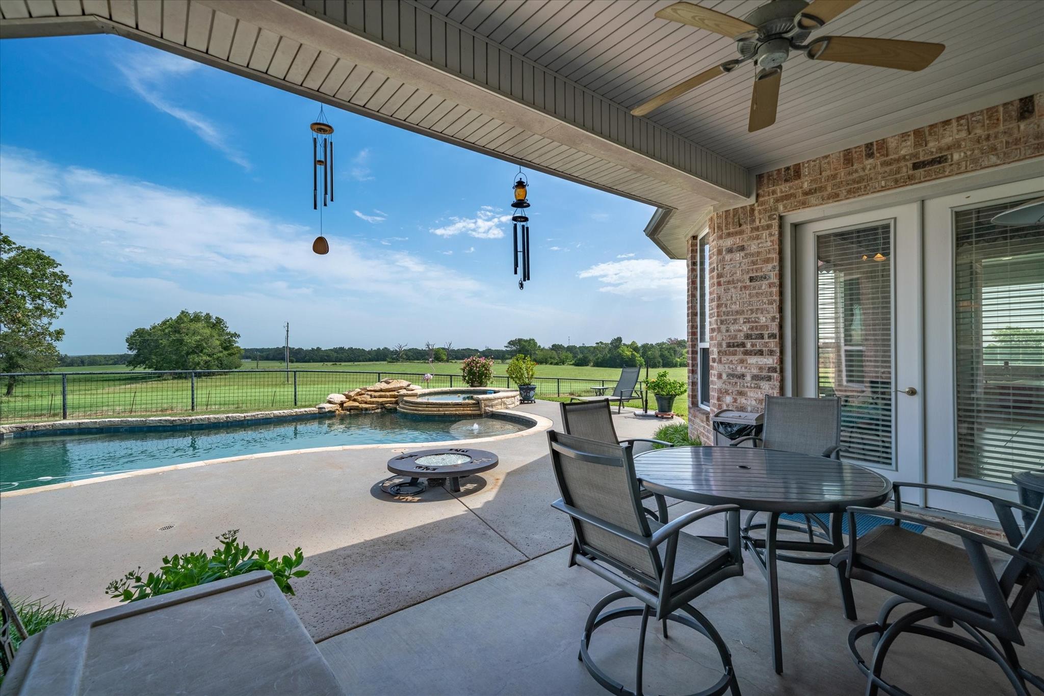 main property photo 36