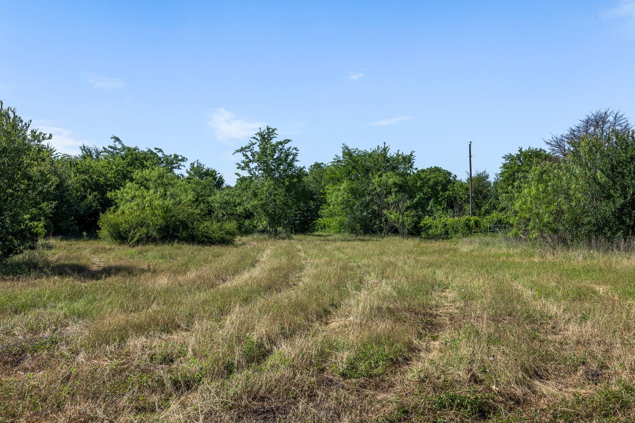 main property photo 16