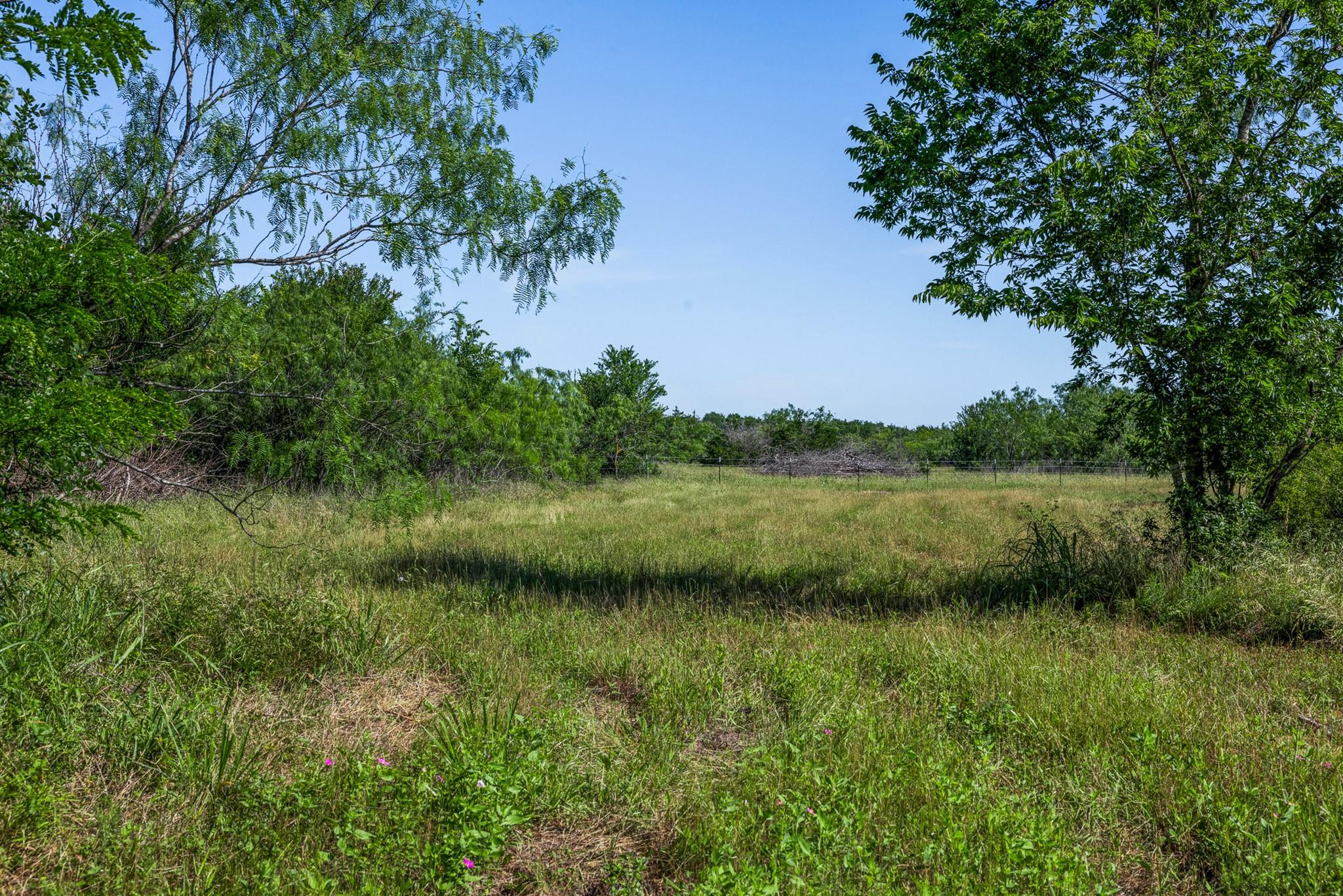 main property photo 19