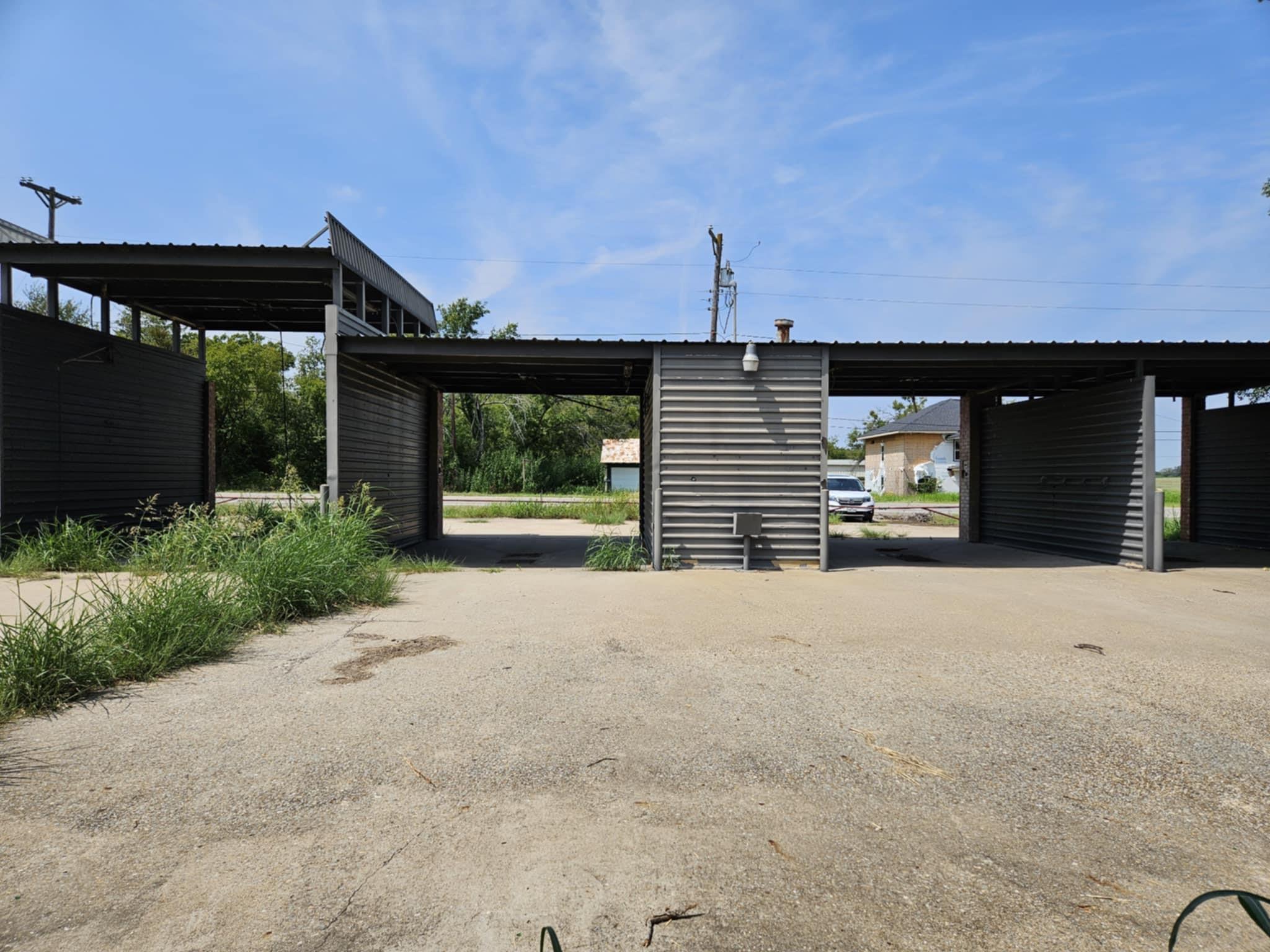 main property photo 4