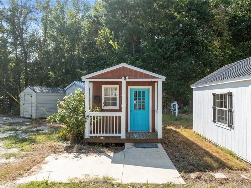 main property photo 20