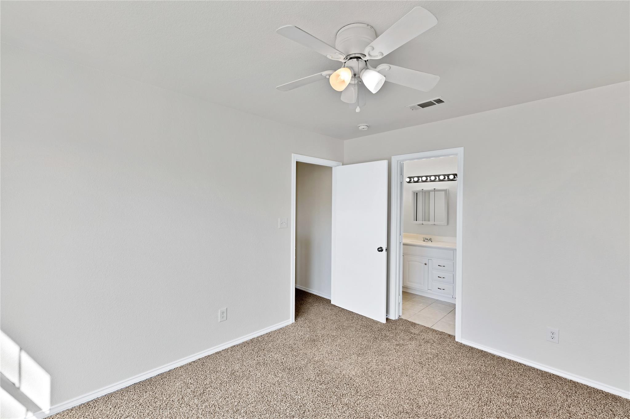 property viewer photo 15