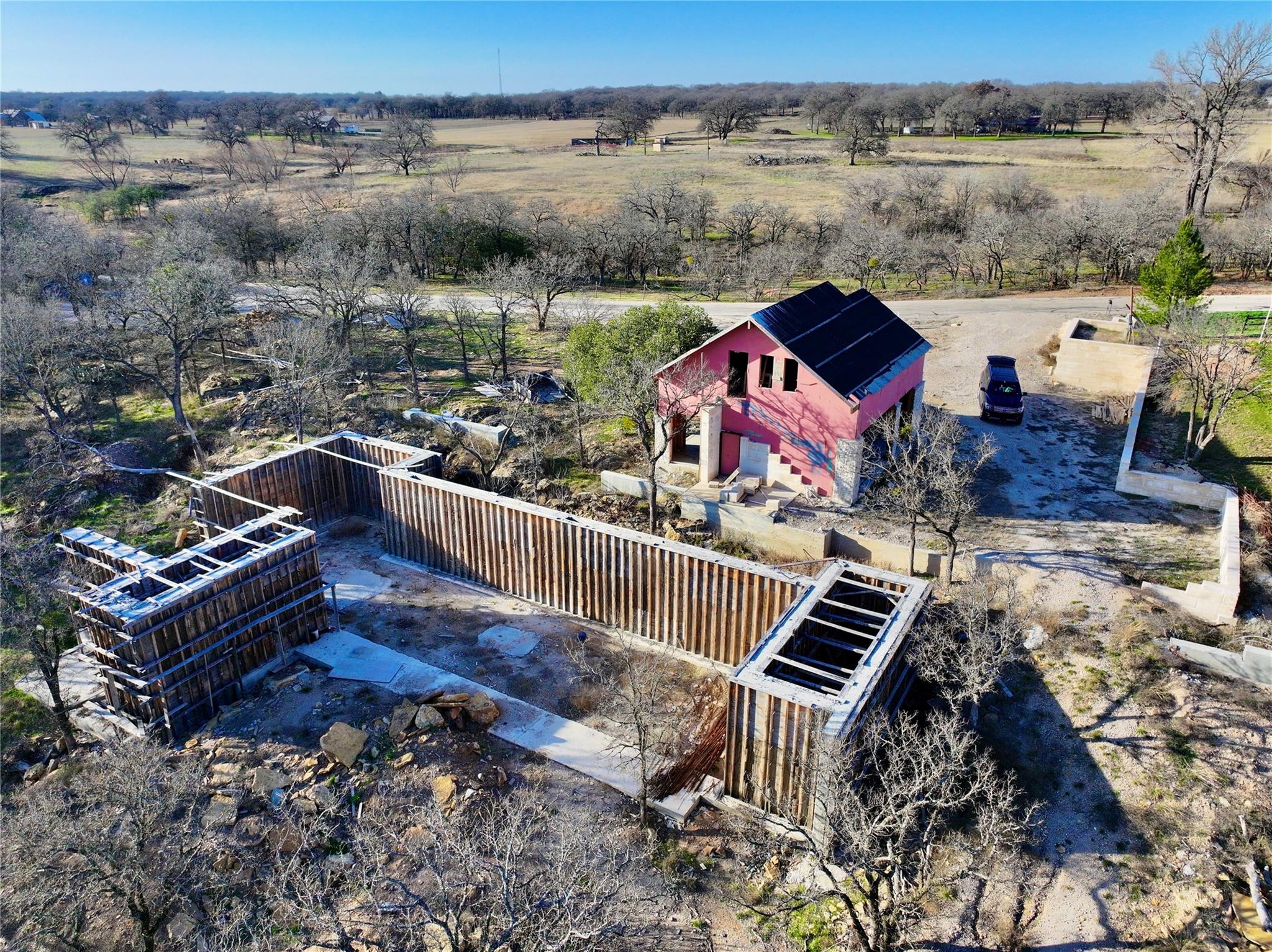 main property photo 11