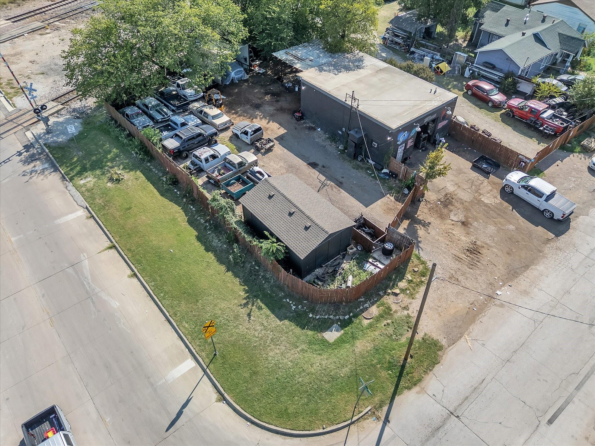 main property photo 21