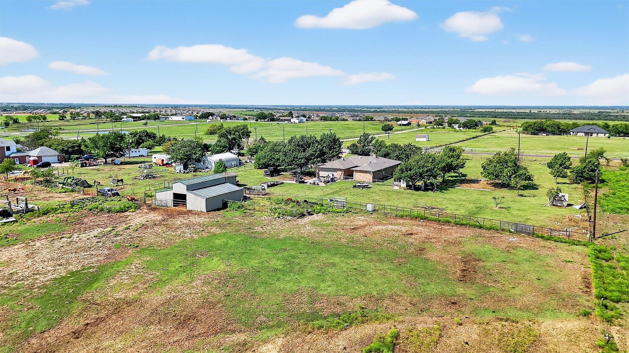 main property photo 9