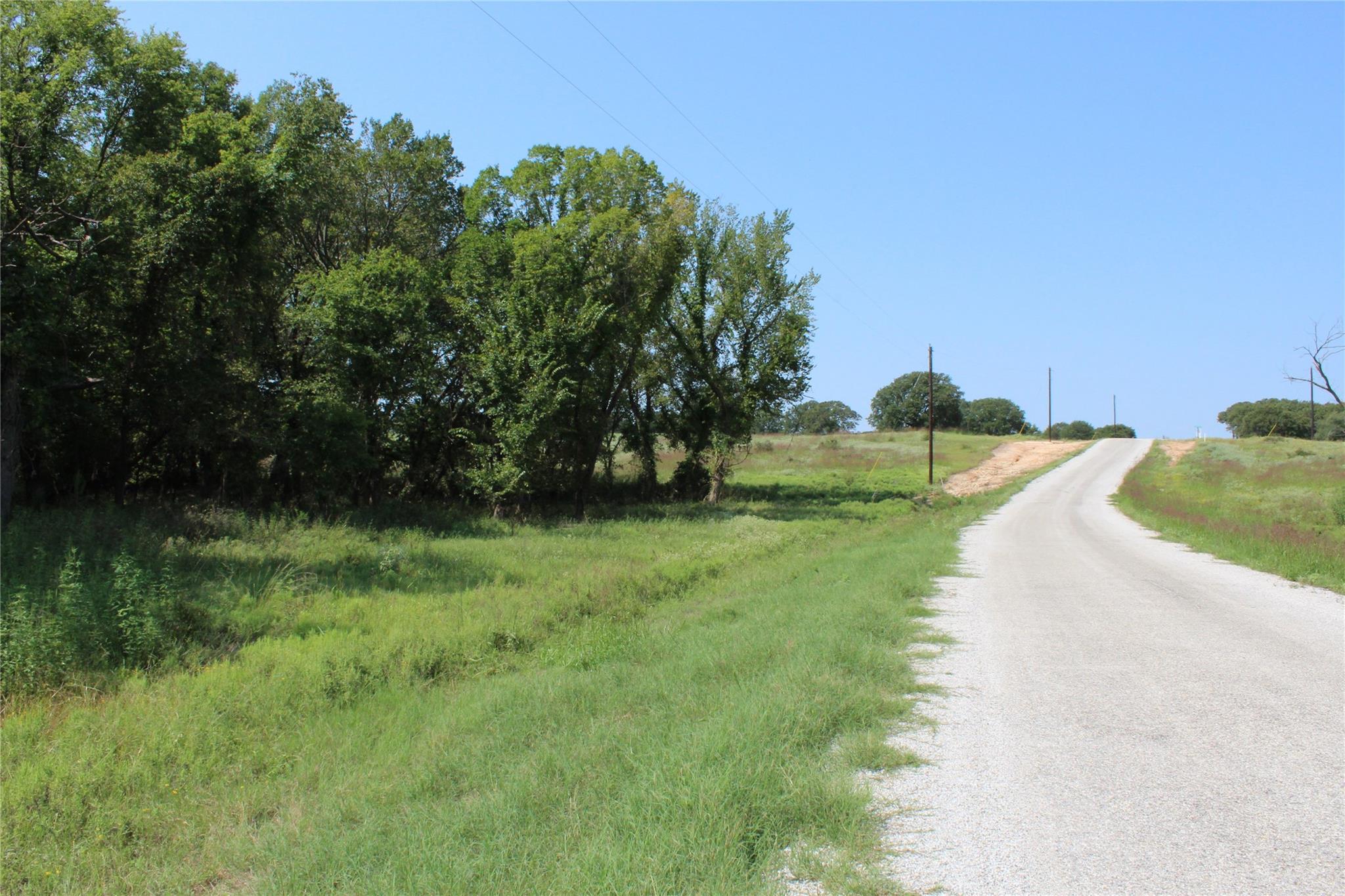 main property photo 11