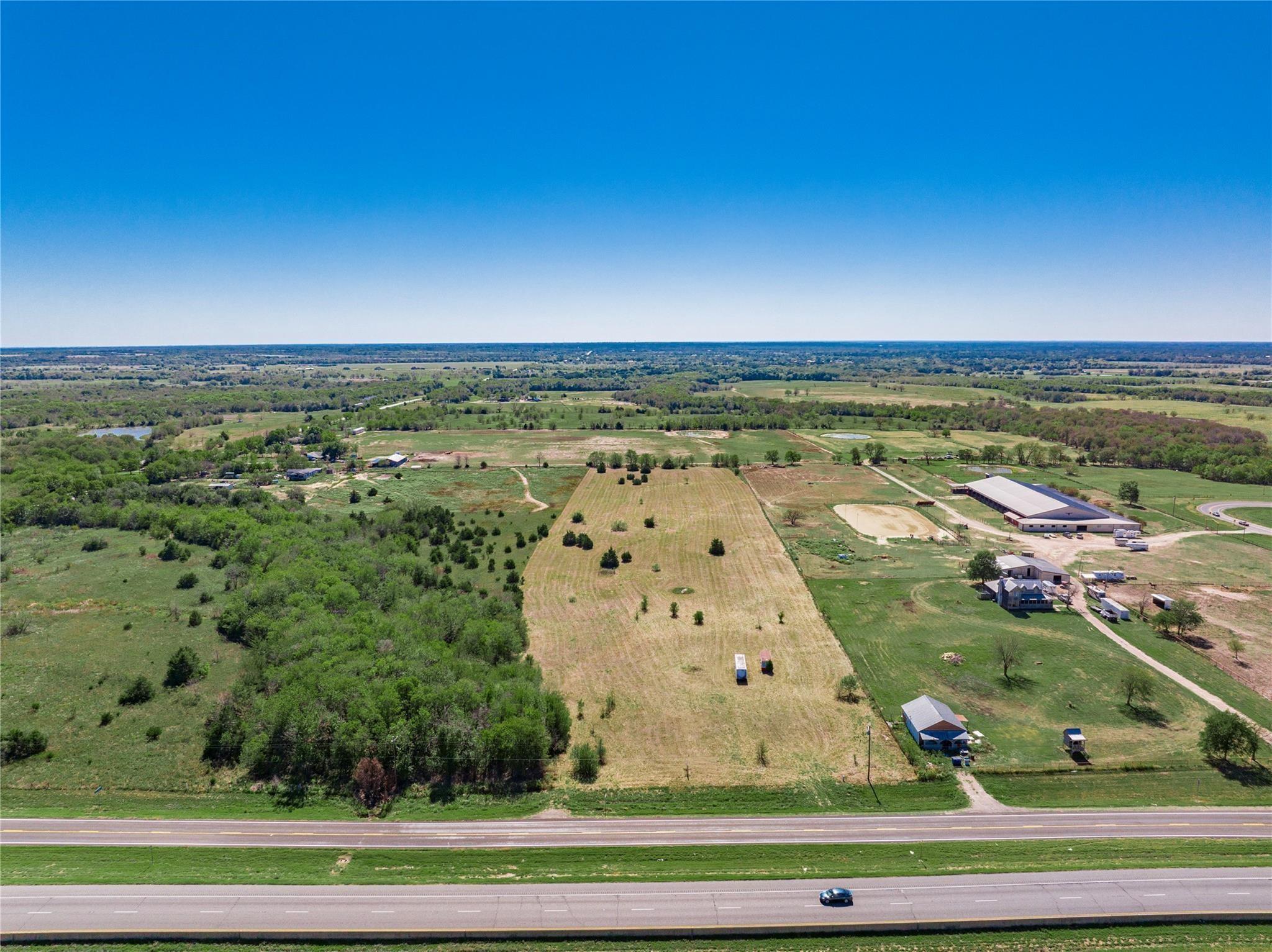 main property photo 13