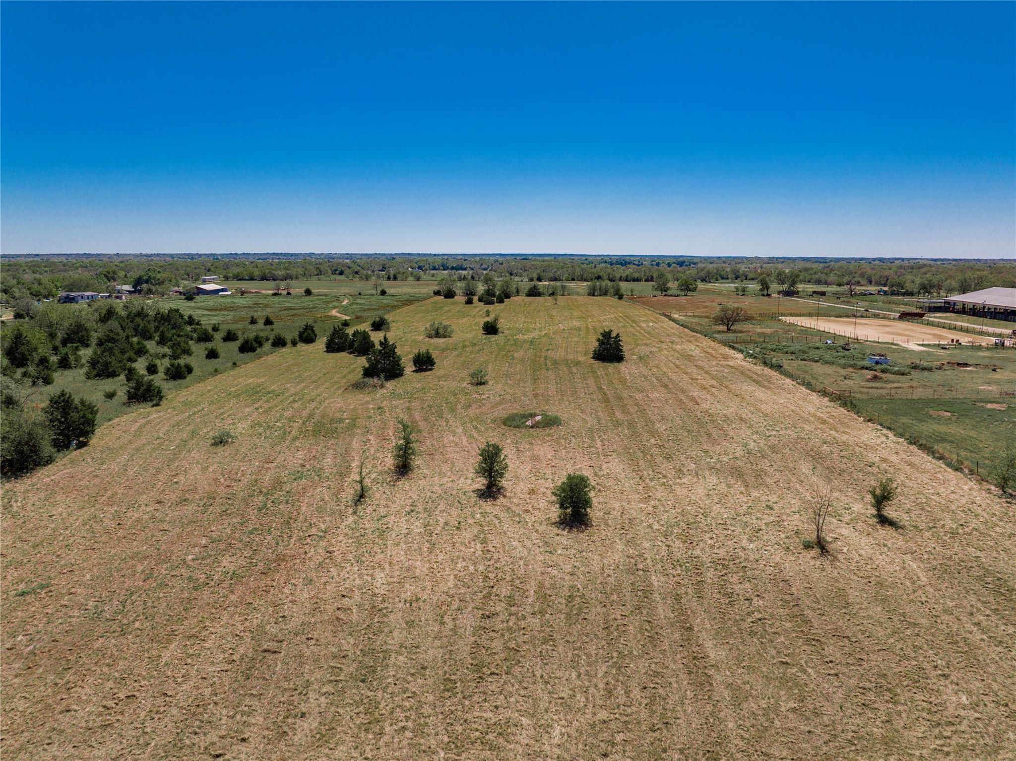 main property photo 8