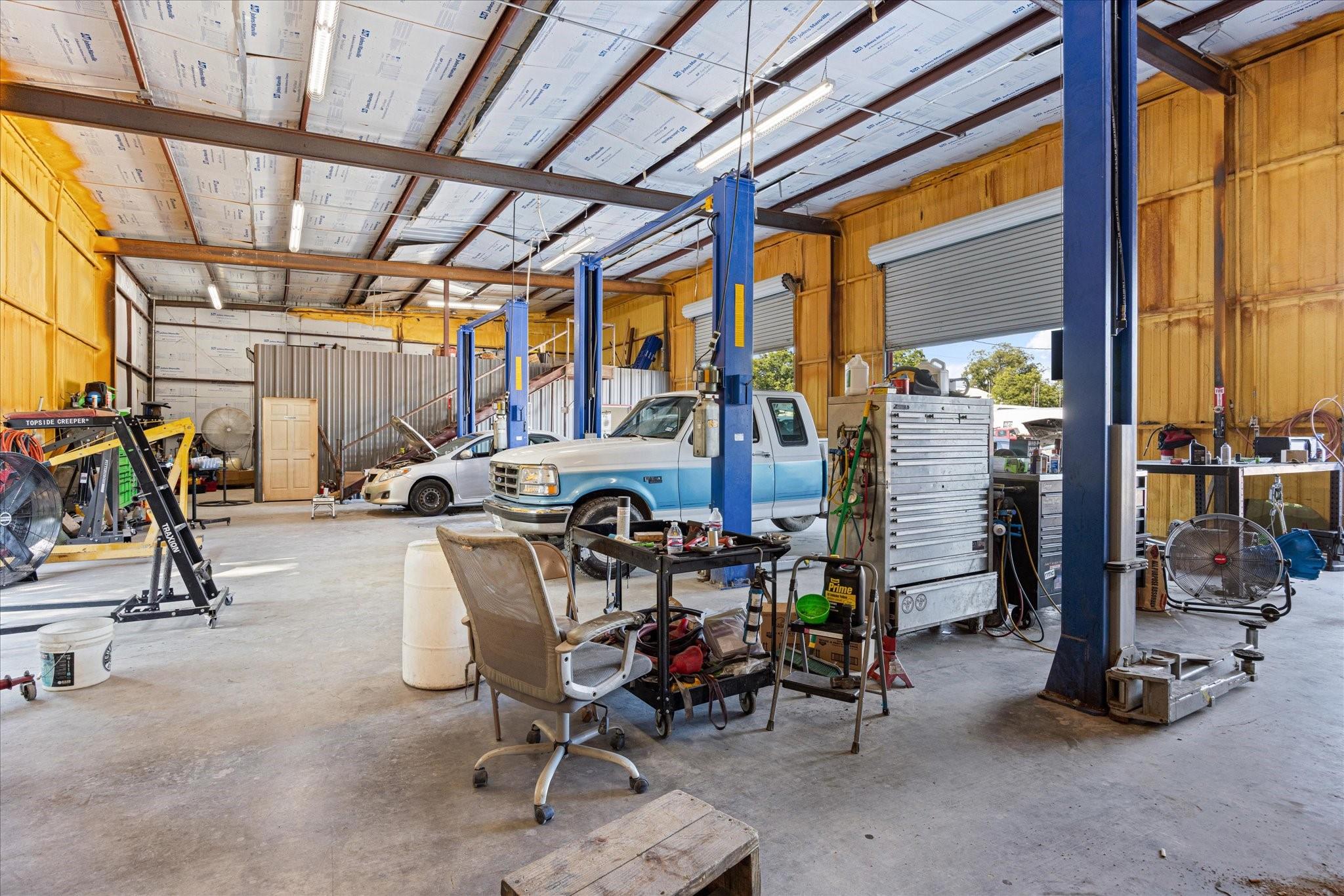 main property photo 9