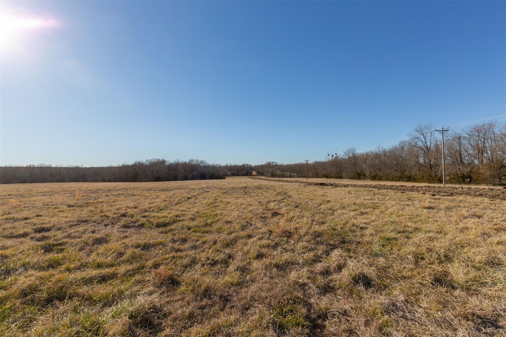 main property photo 20