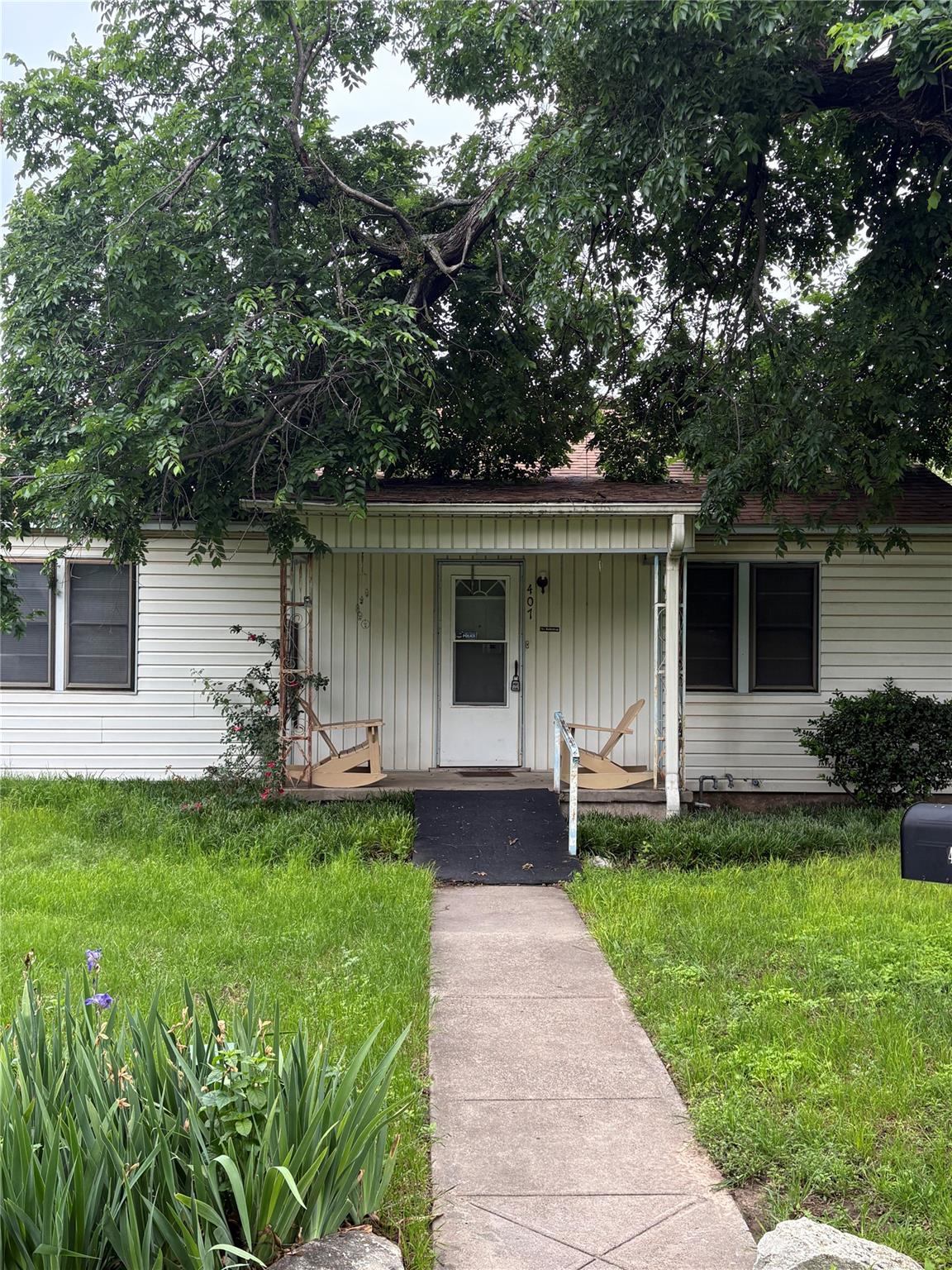 main property photo 1