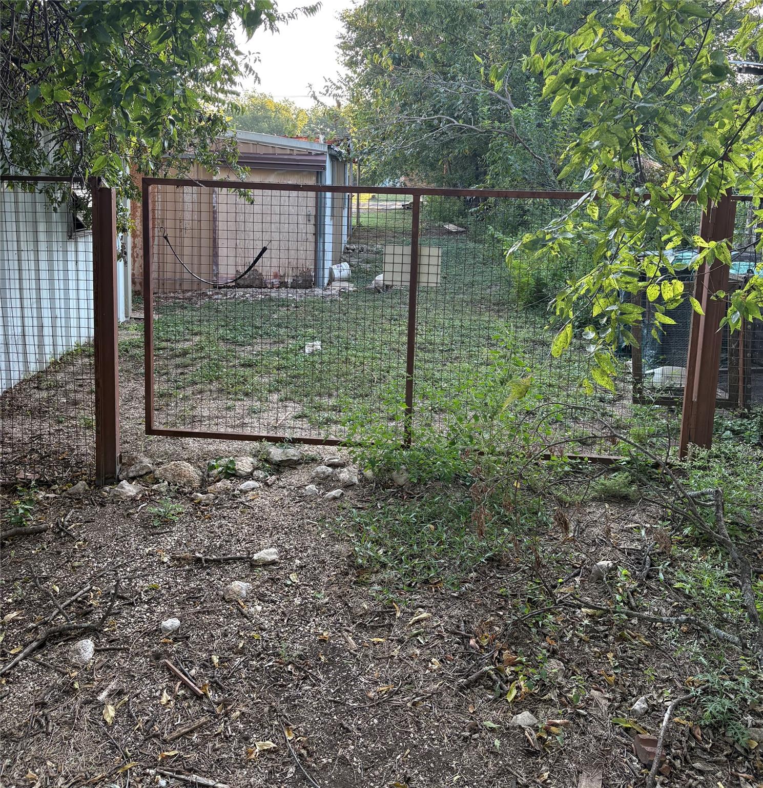 main property photo 22