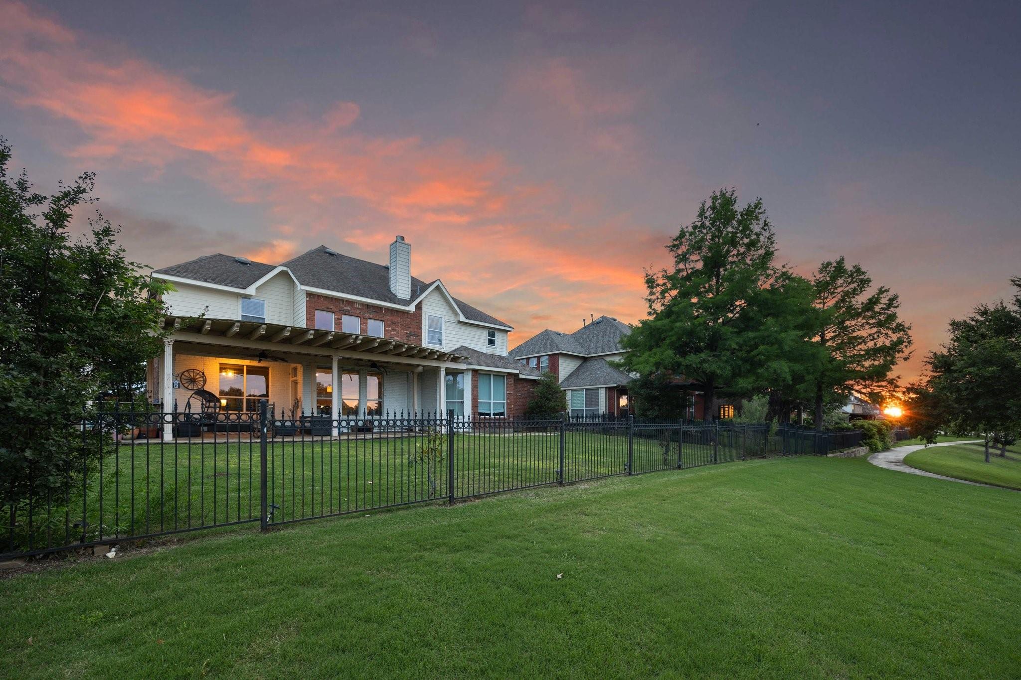 main property photo 22