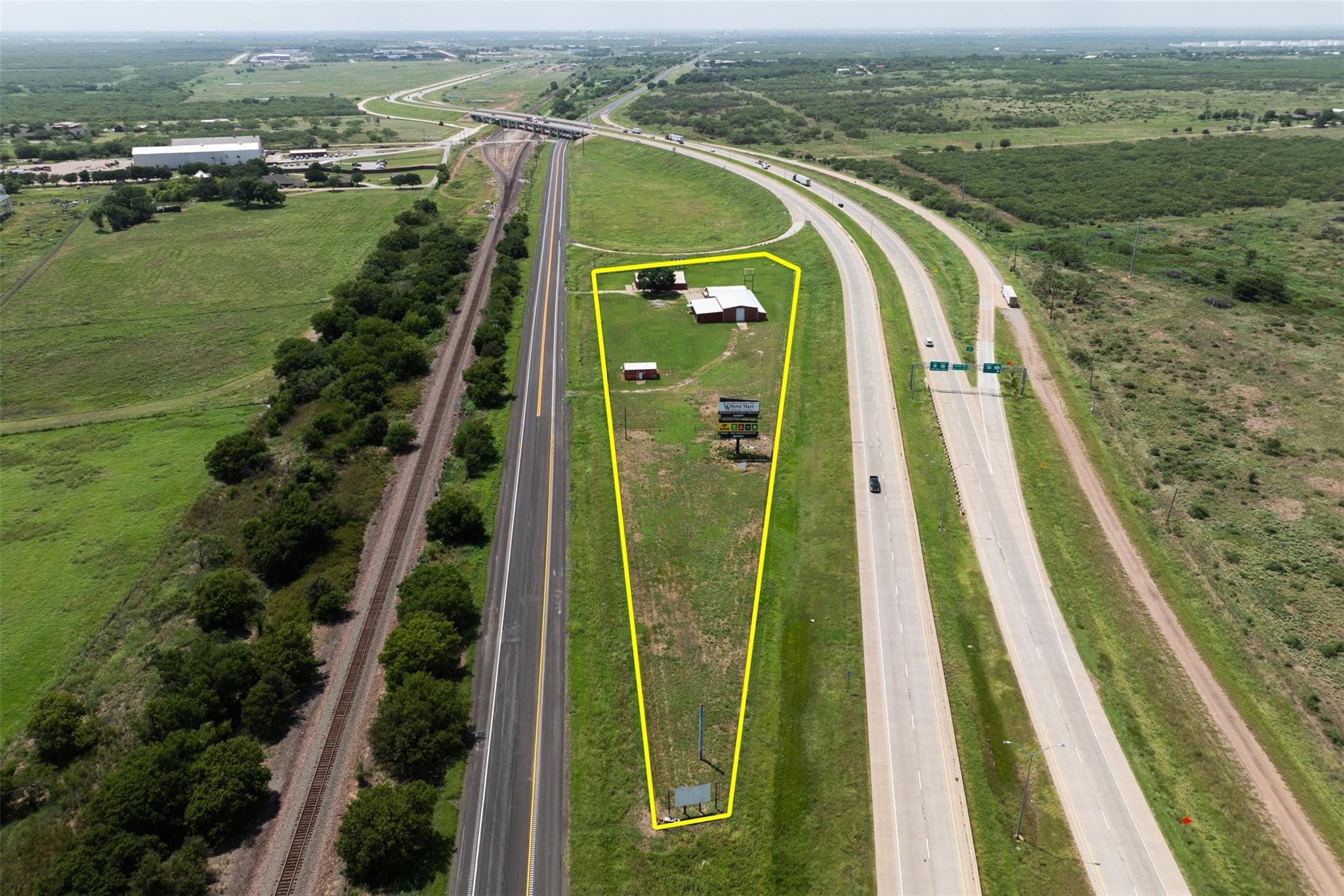 main property photo 3