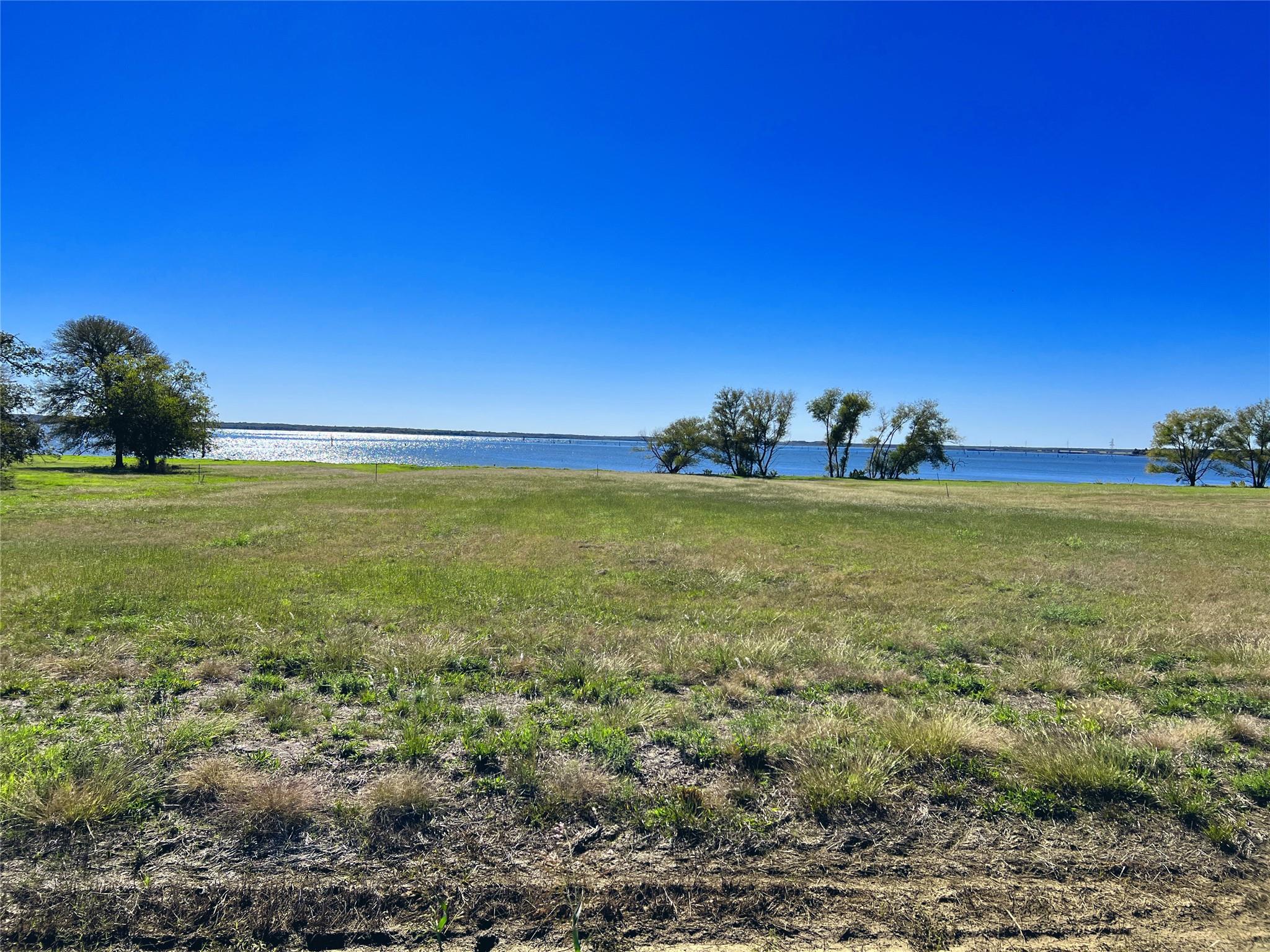 main property photo 10