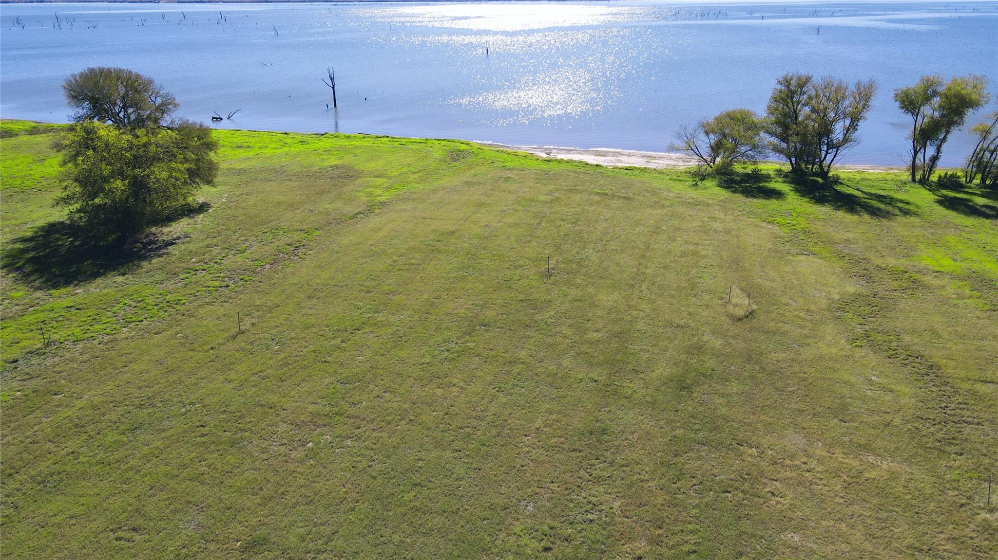 main property photo 18