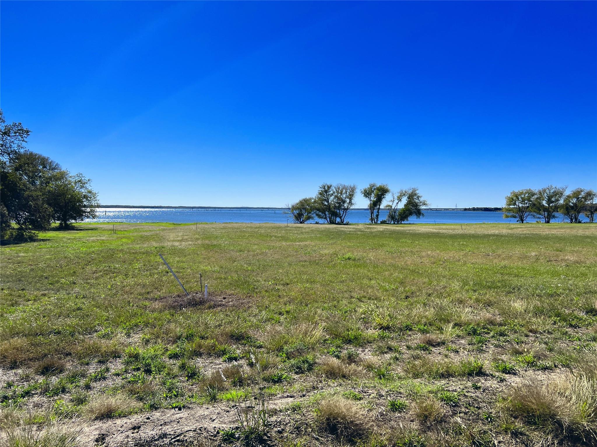main property photo 9