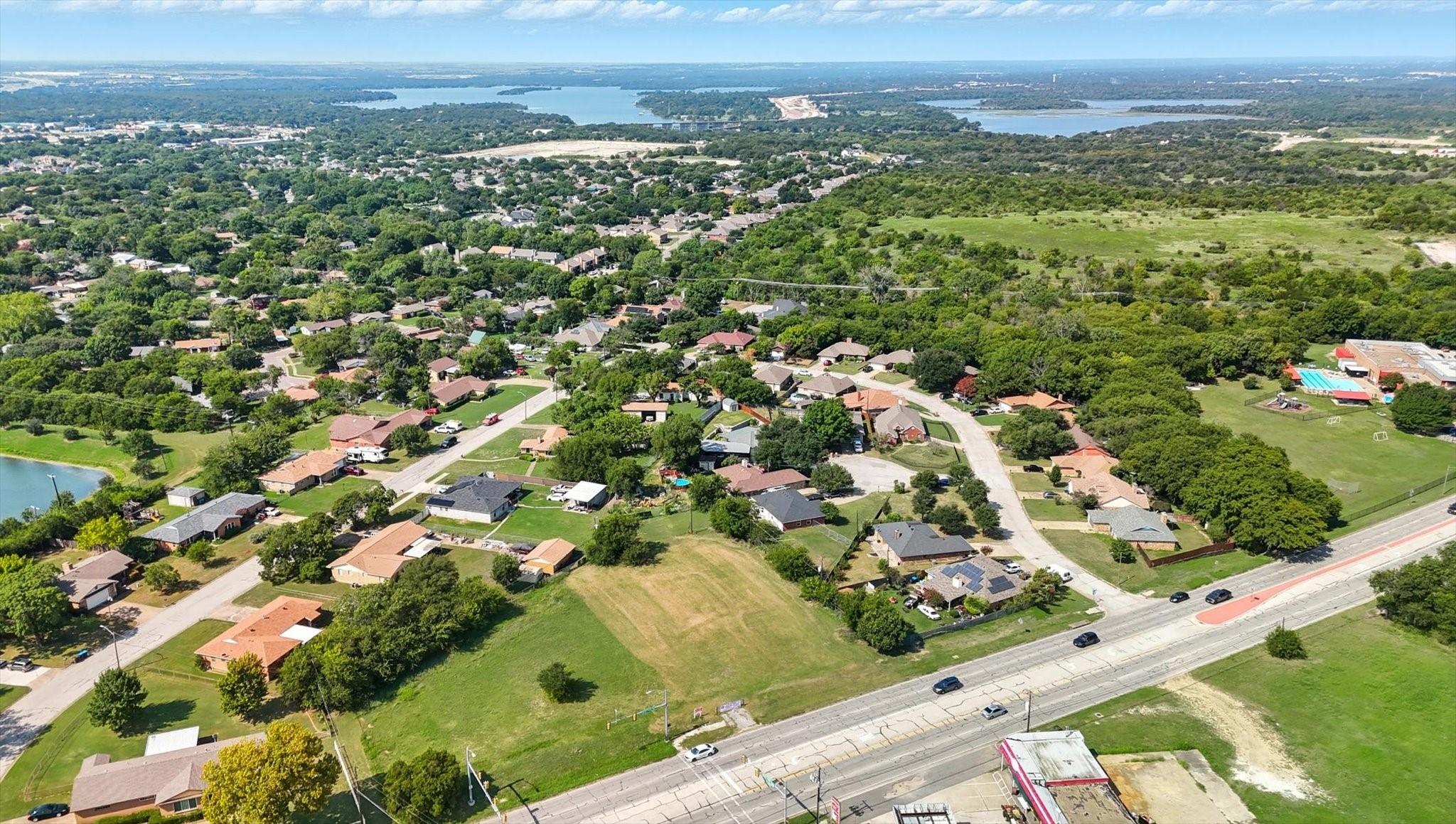 main property photo 14