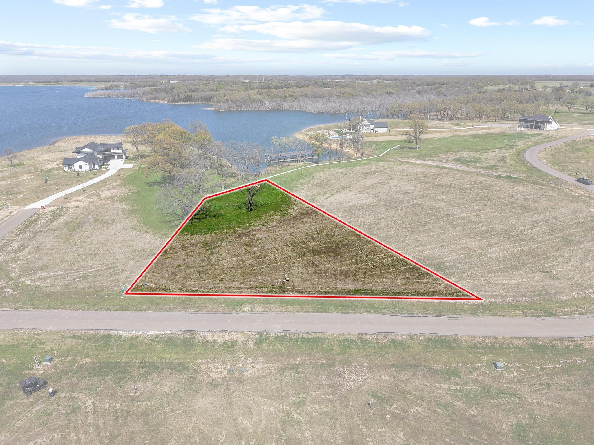 main property photo 19