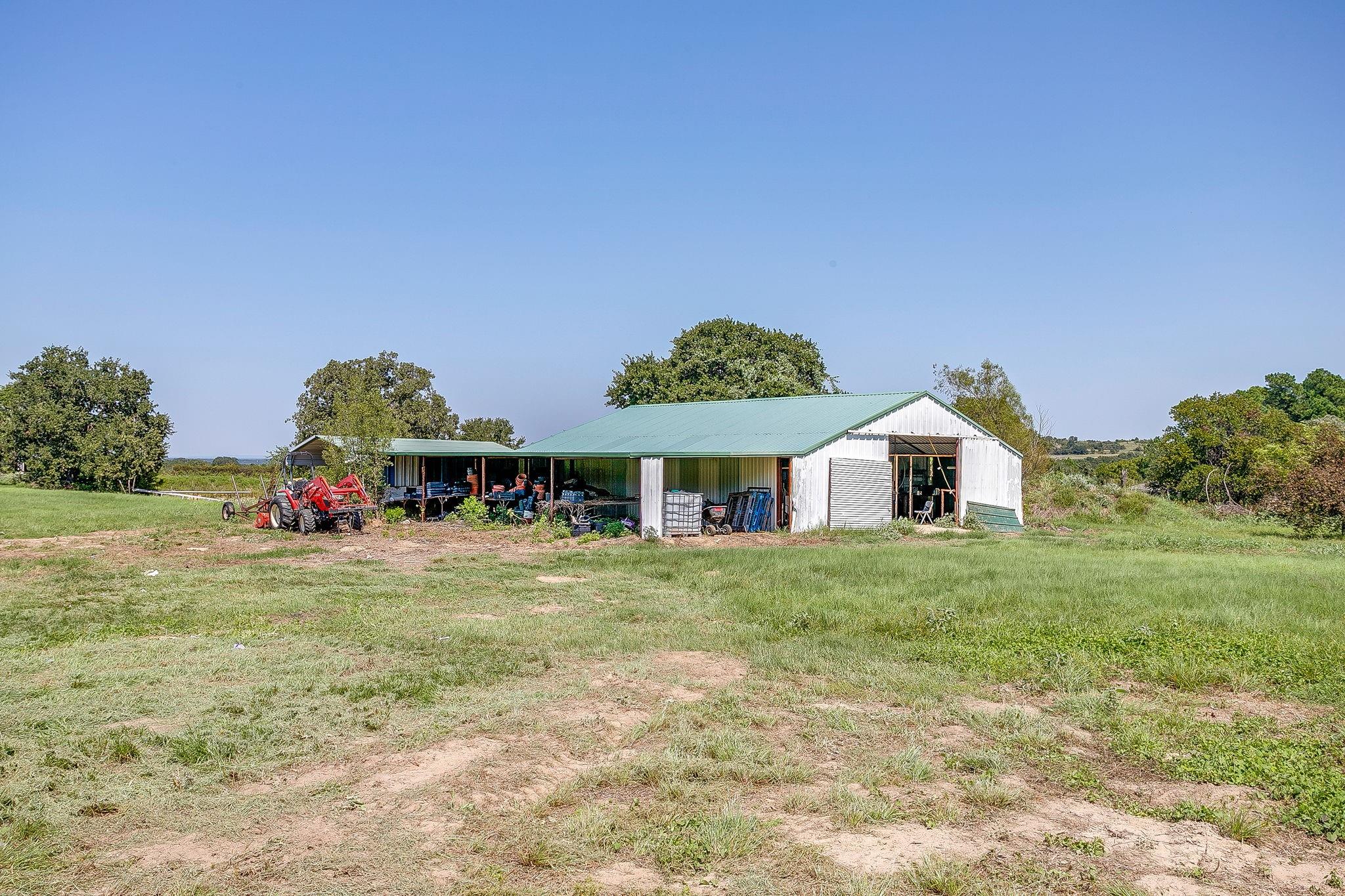 main property photo 22