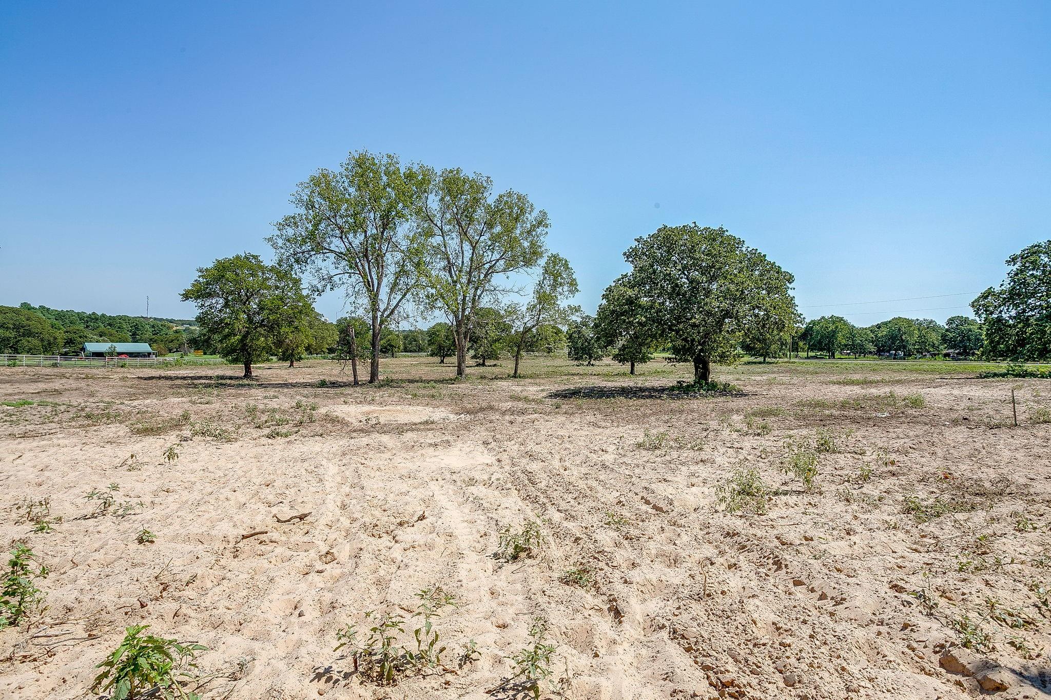 main property photo 26