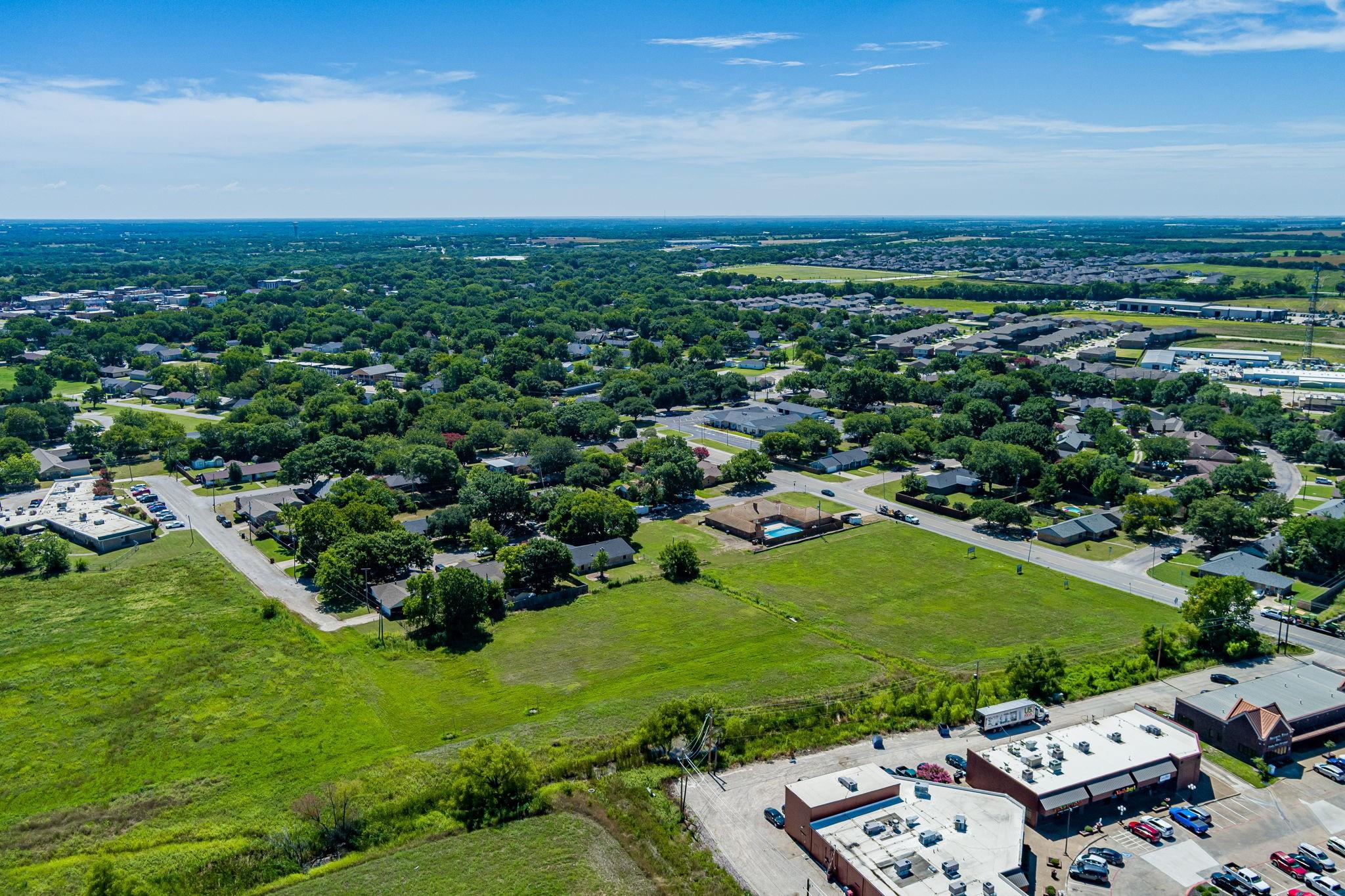 main property photo 27
