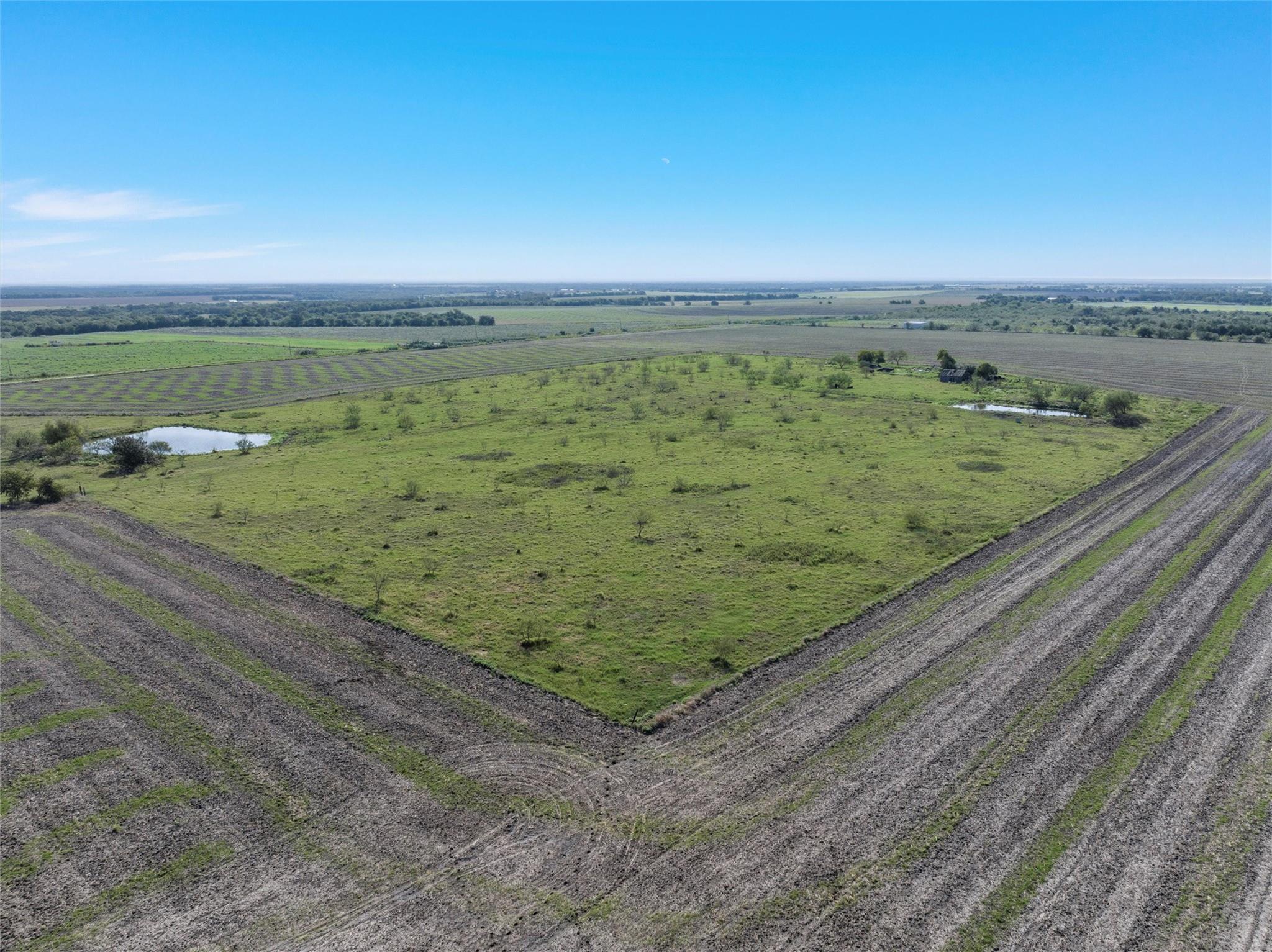main property photo 15