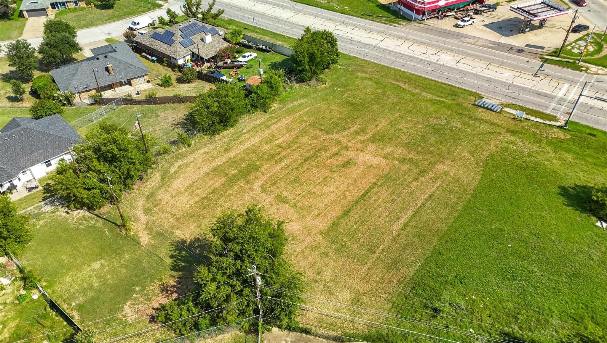 main property photo 13