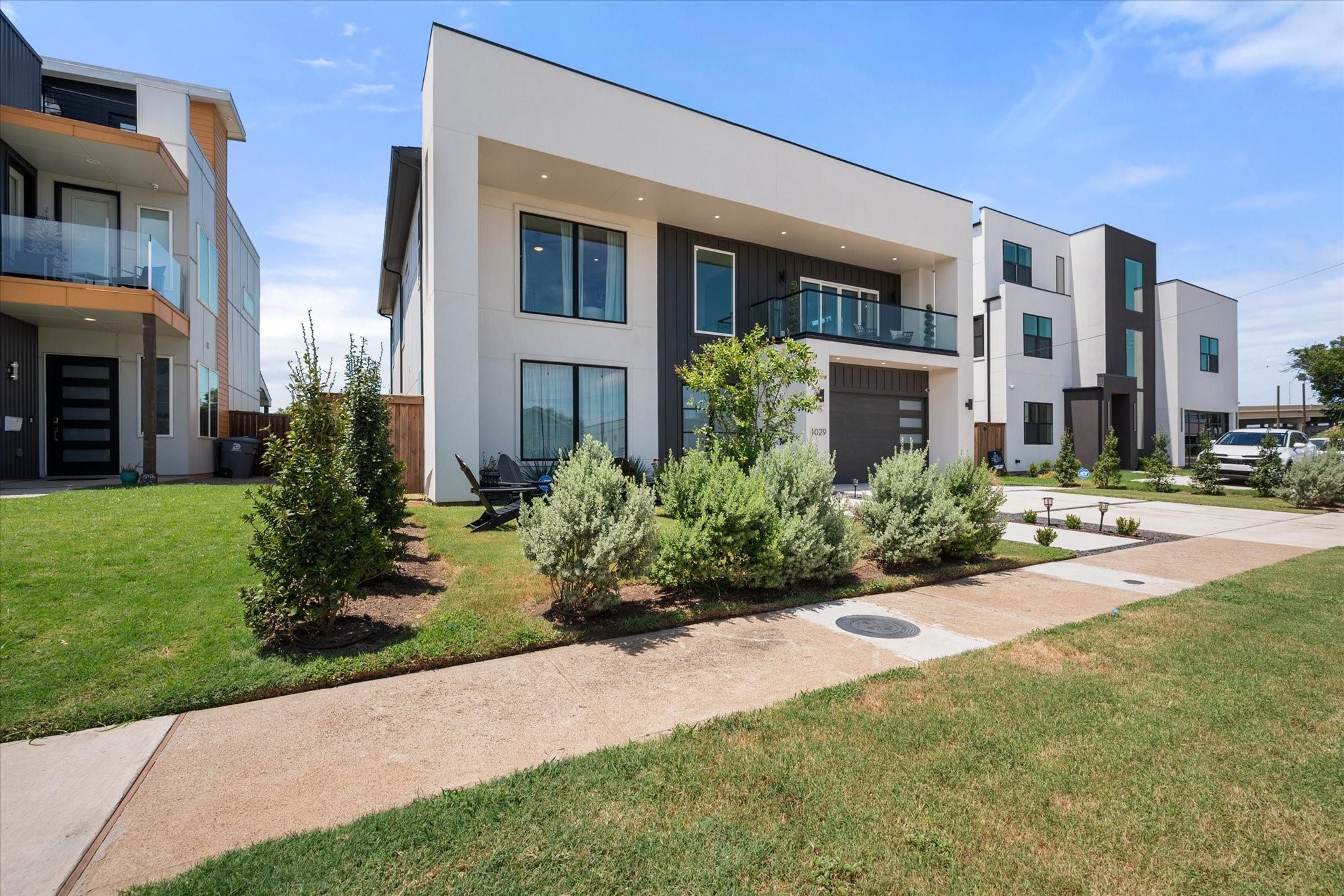 main property photo 32