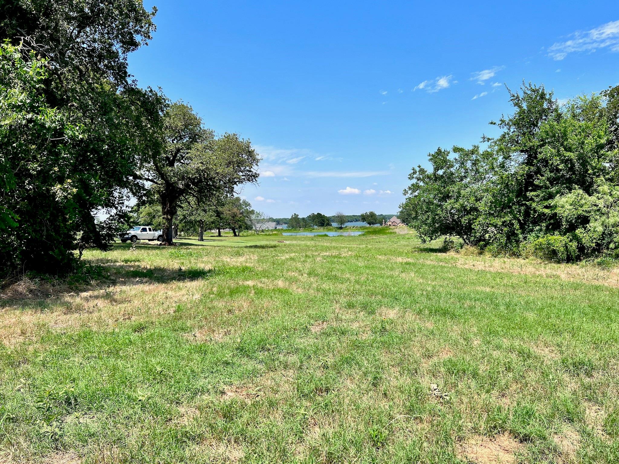 main property photo 11