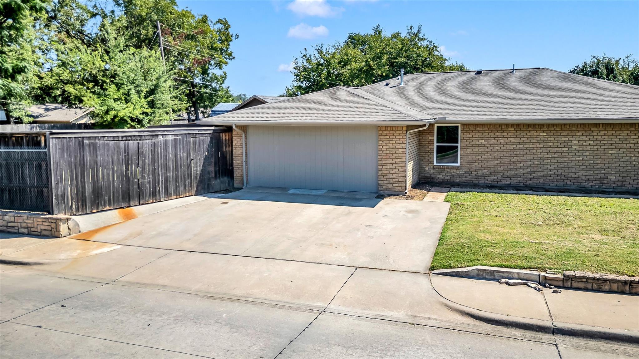 property viewer photo 29