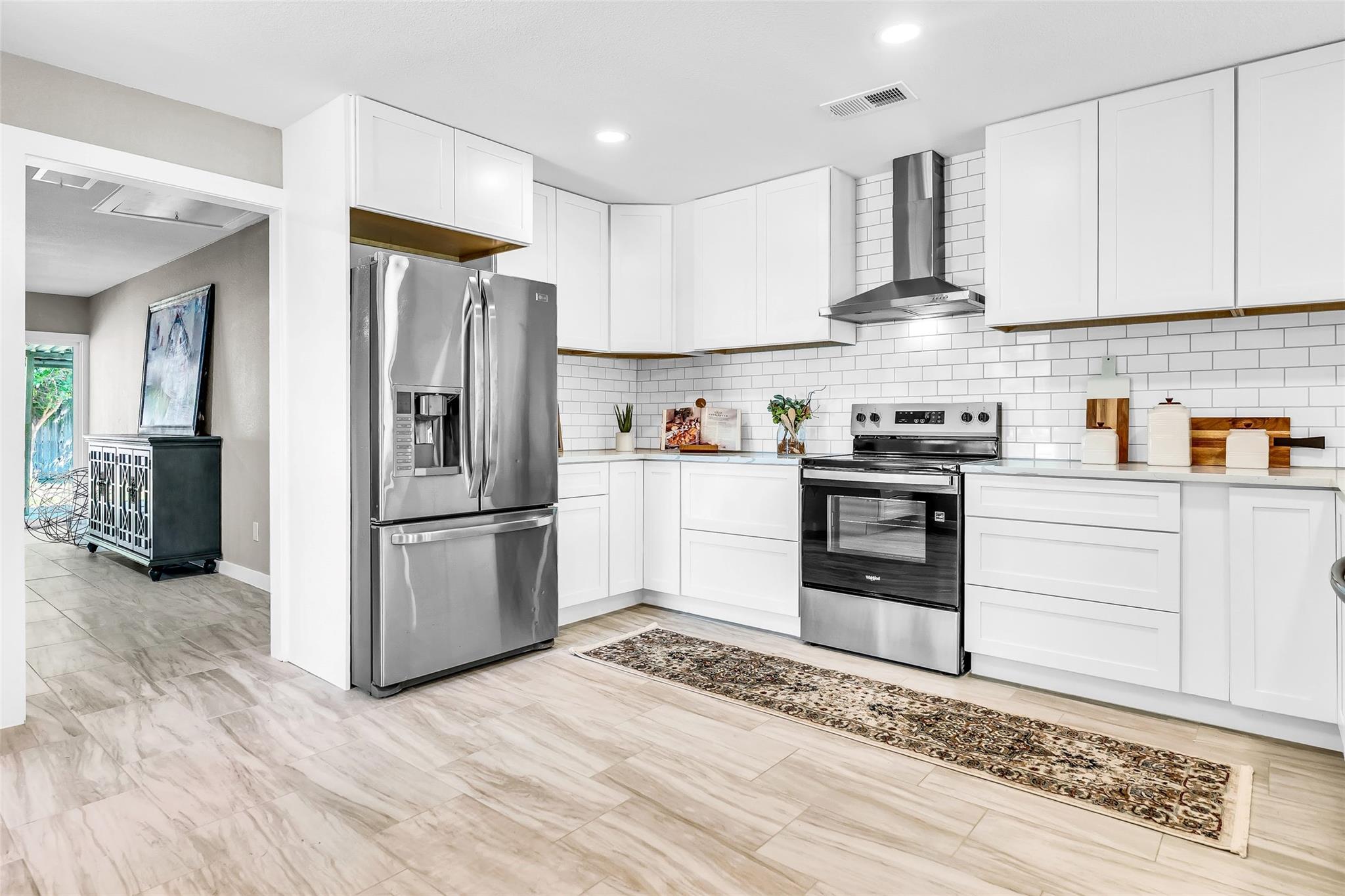 property viewer photo 7