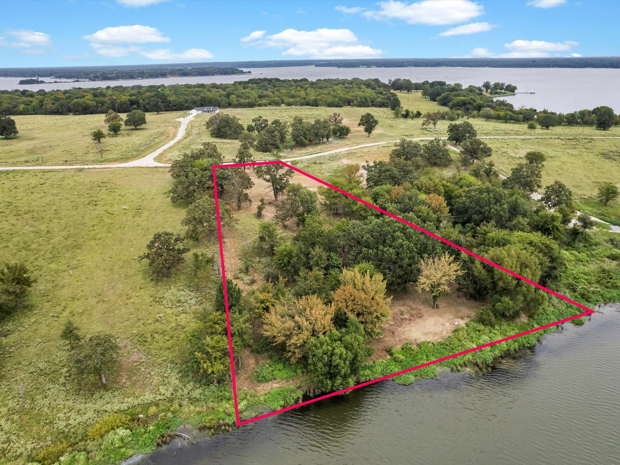 main property photo 22