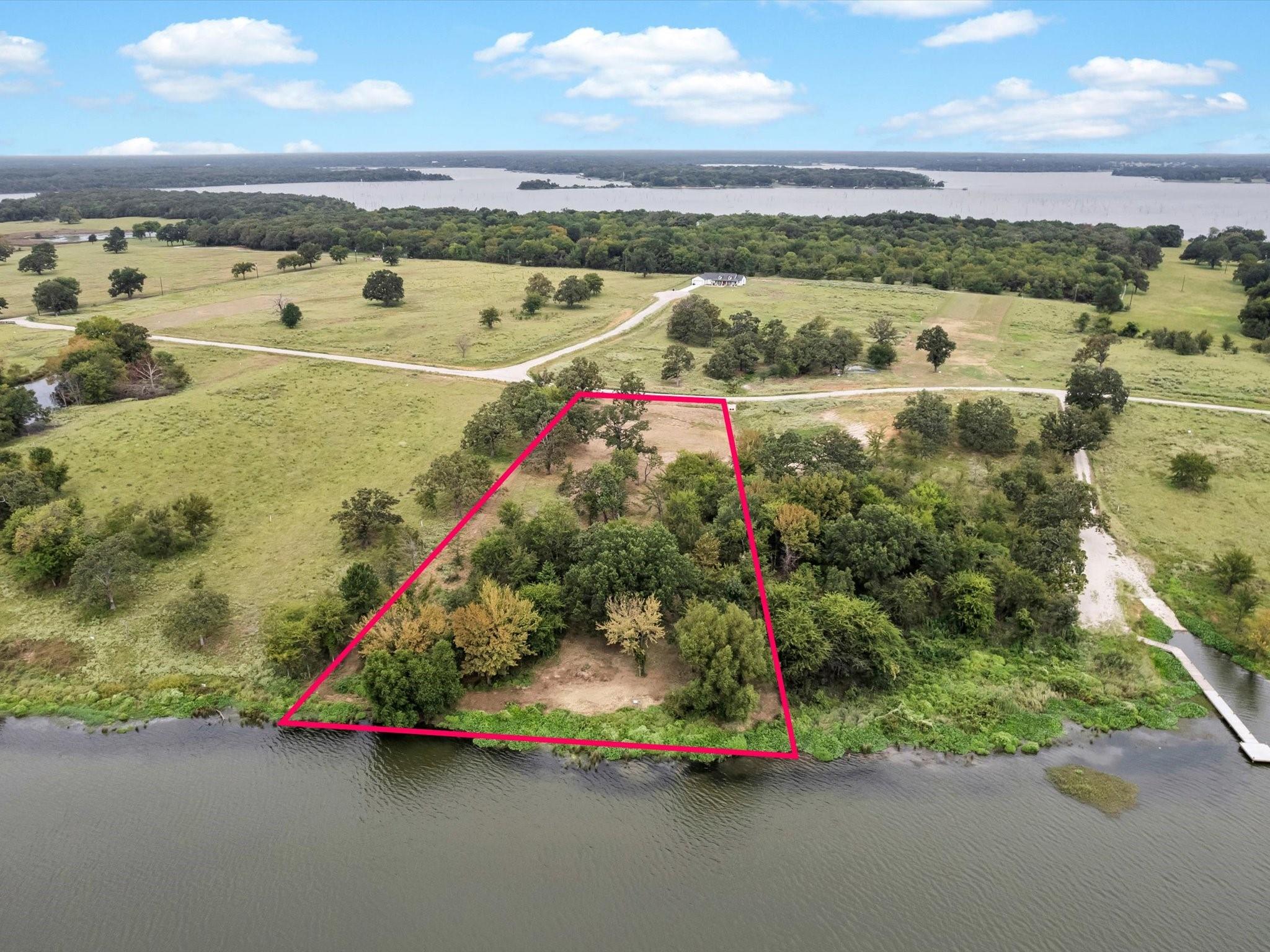 main property photo 23