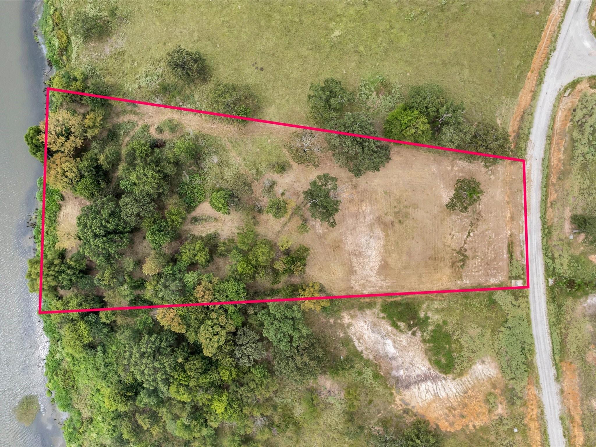 main property photo 24