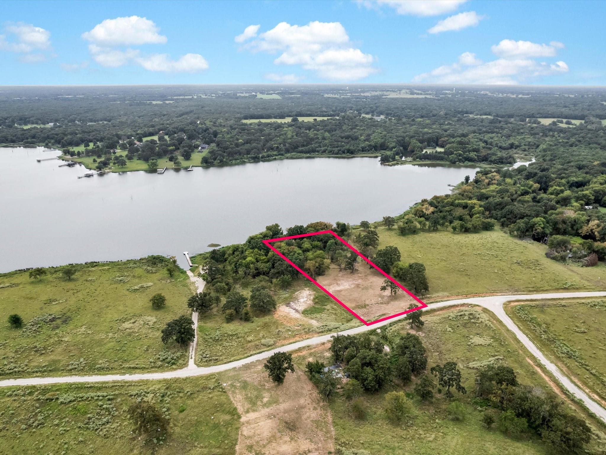main property photo 25