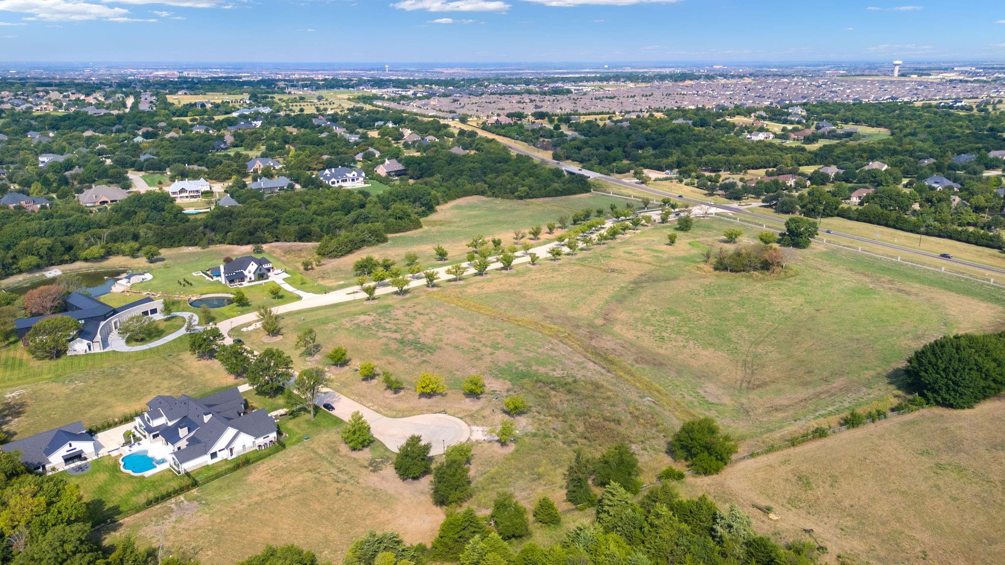 main property photo 9