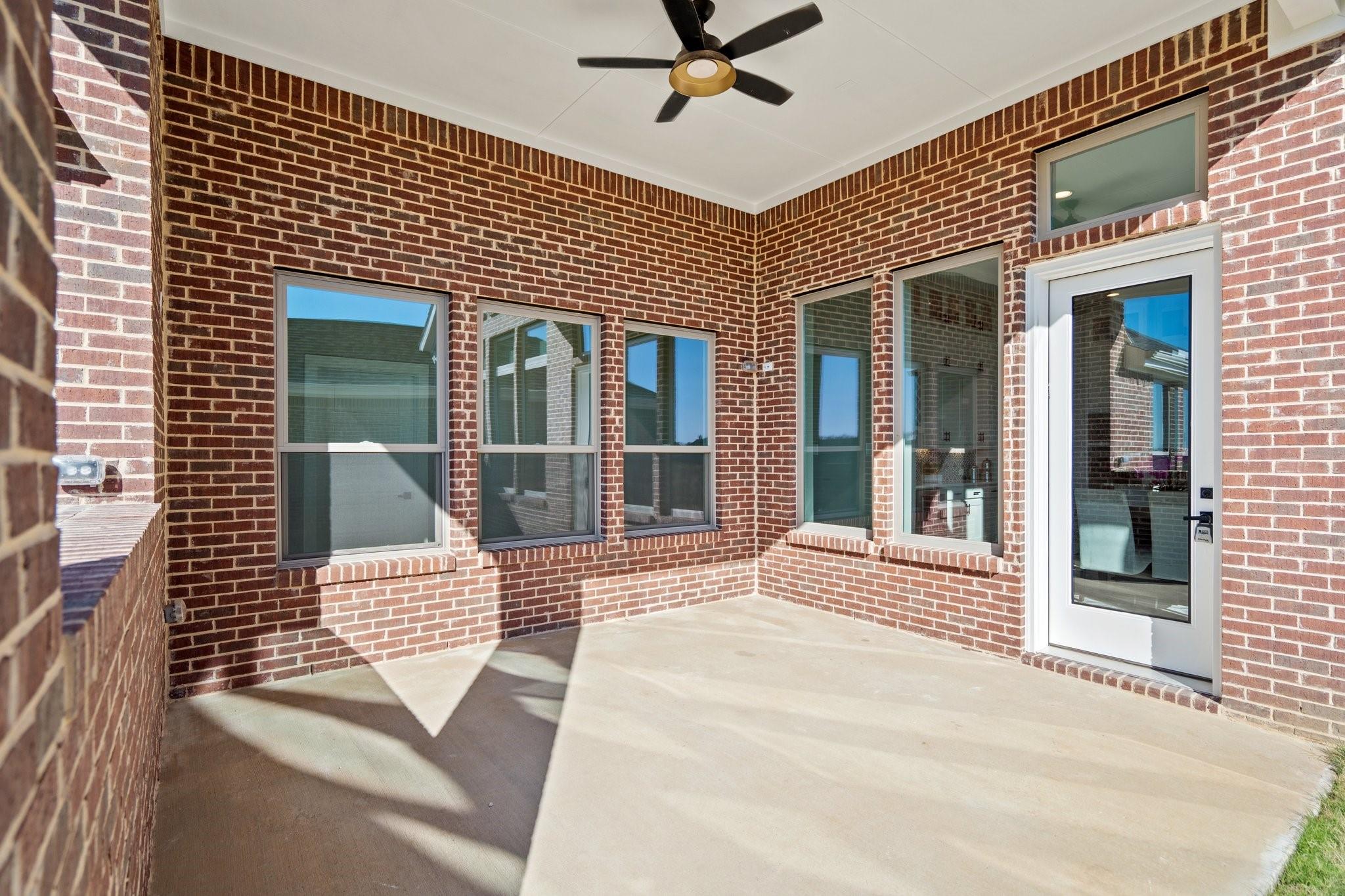 main property photo 29