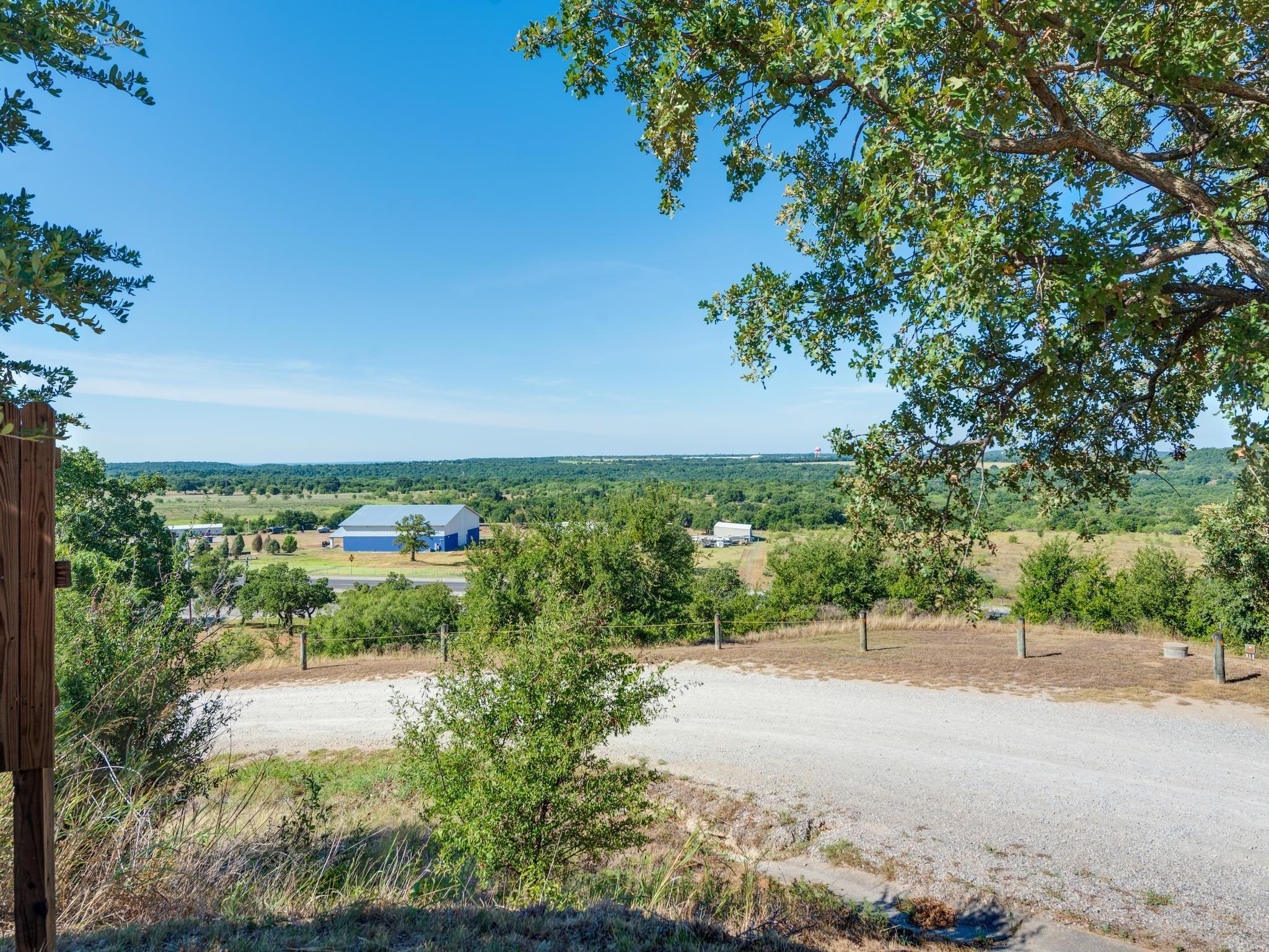 main property photo 19