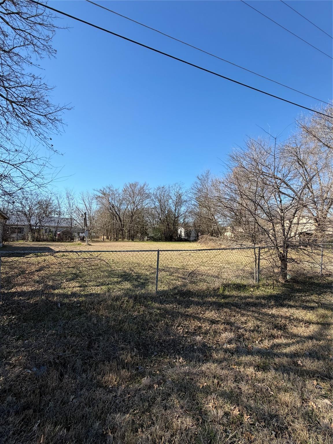 main property photo 13