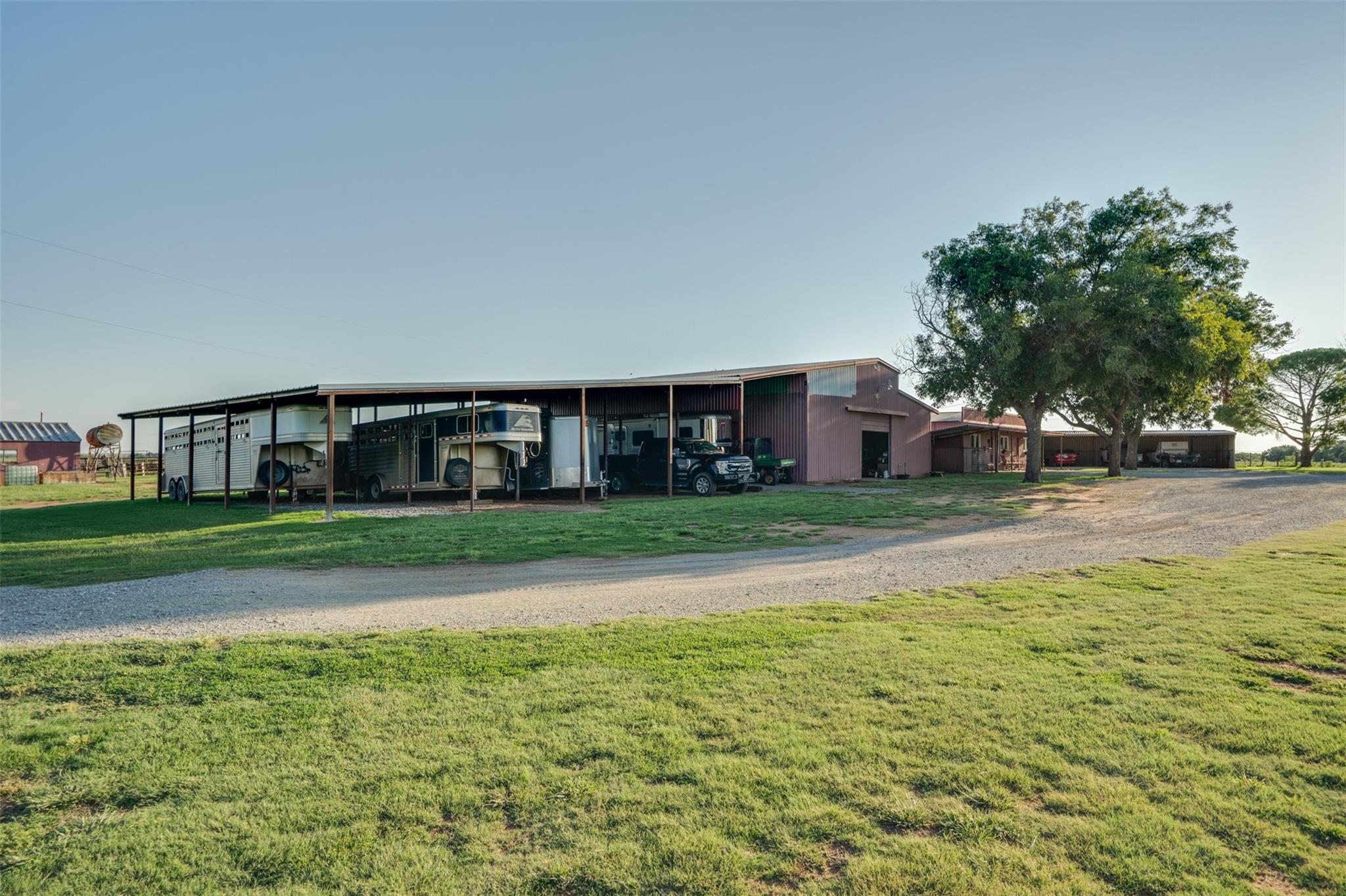 main property photo 38