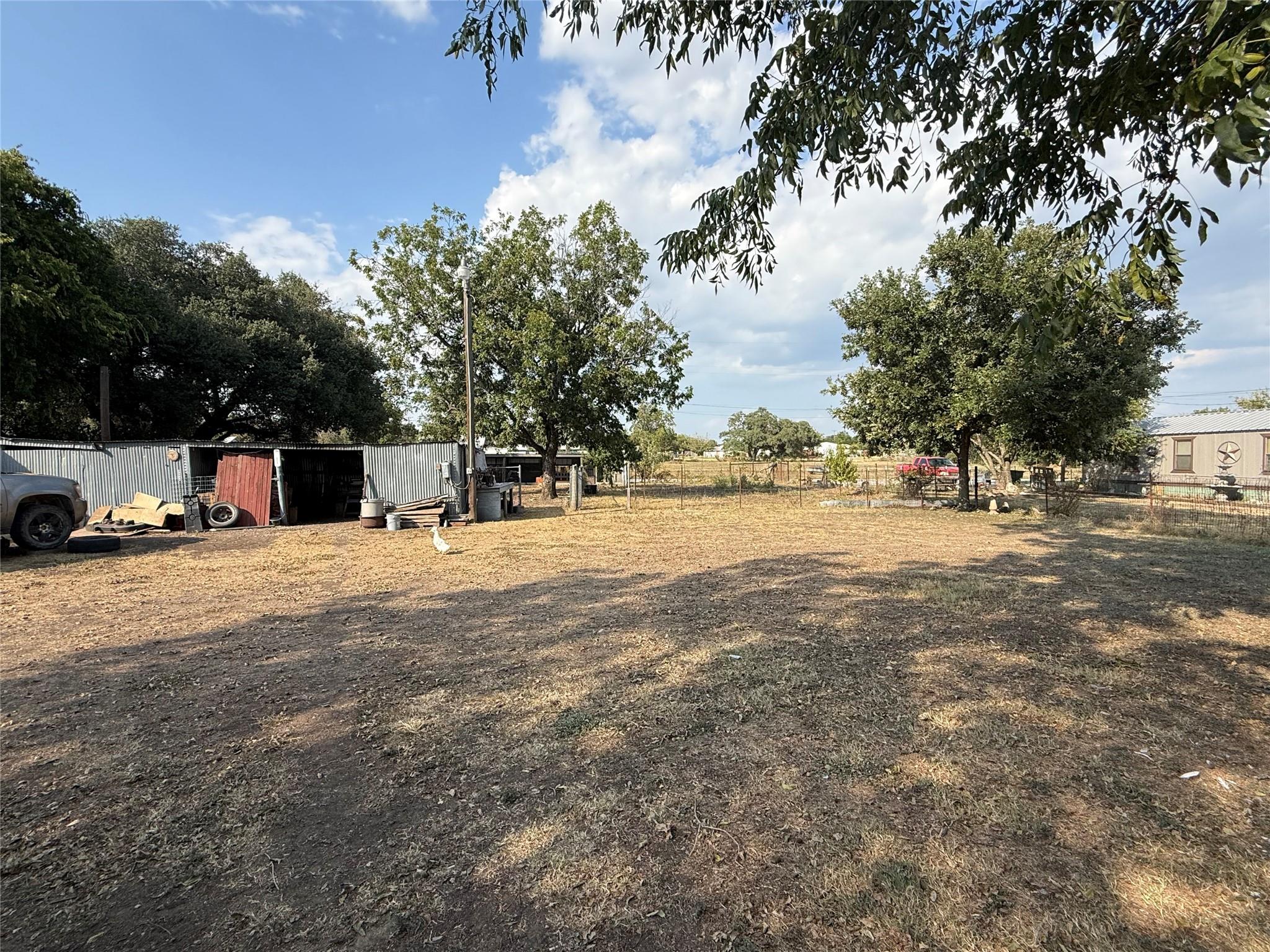 main property photo 9