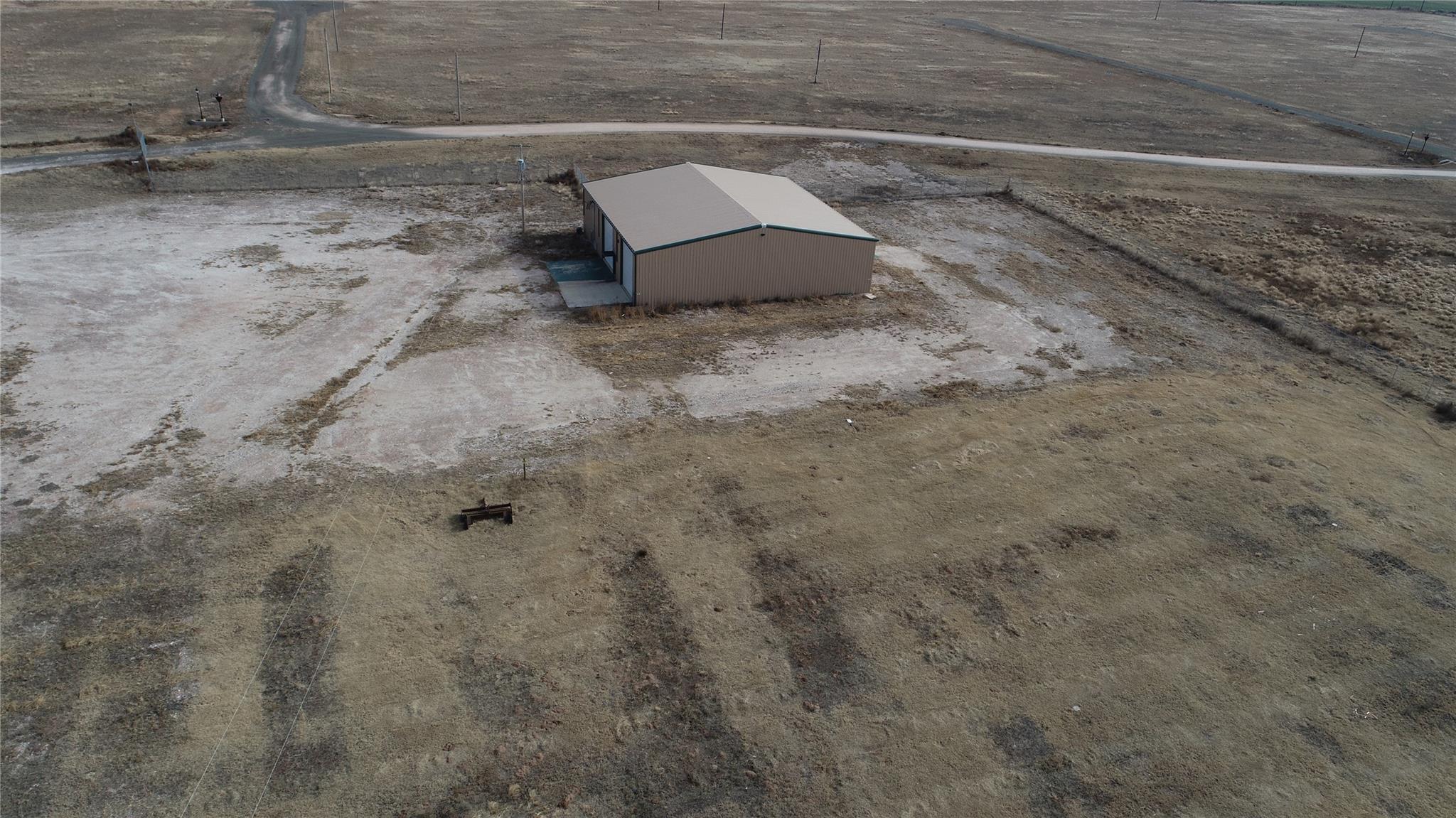 main property photo 14