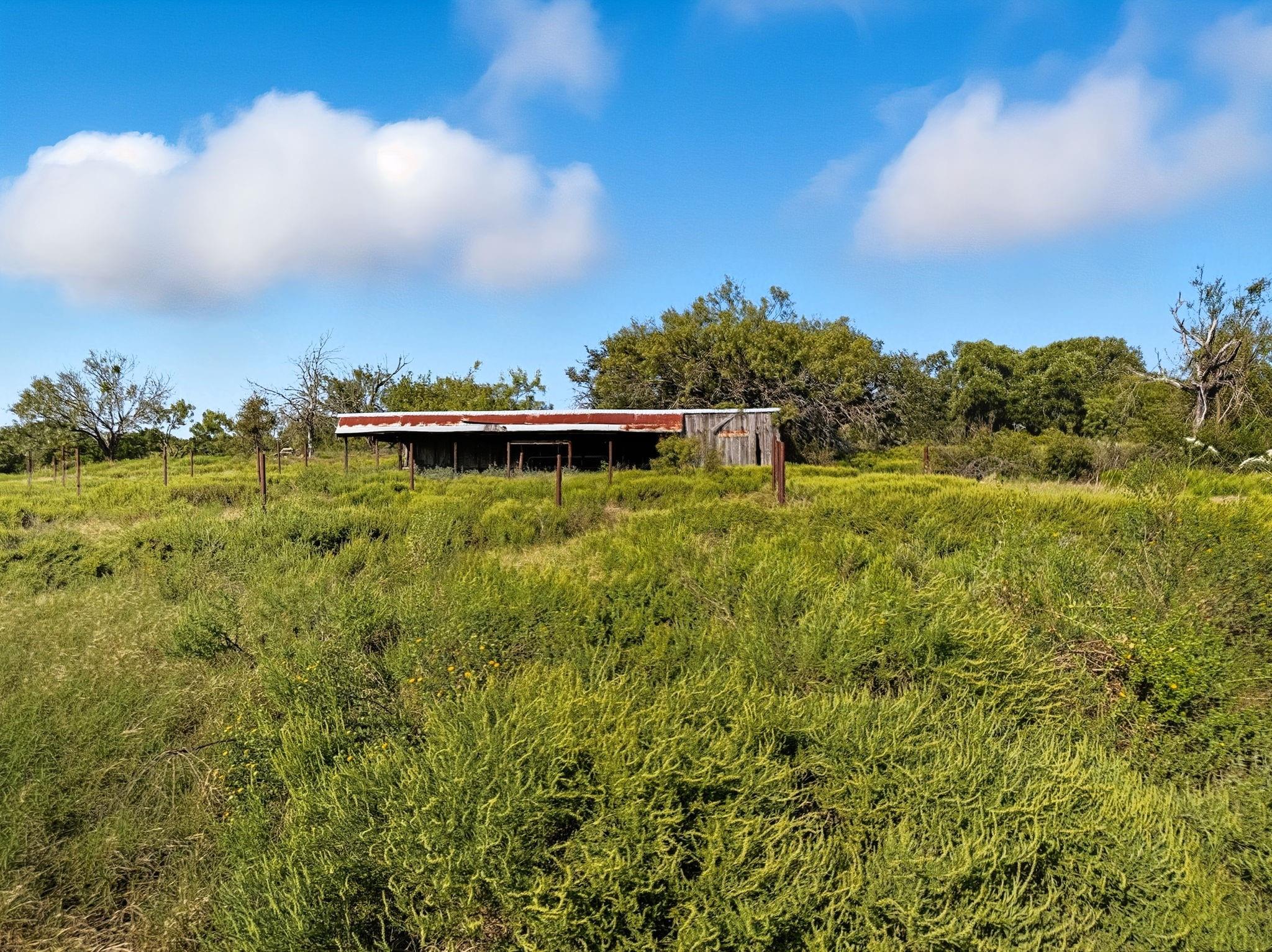 main property photo 6