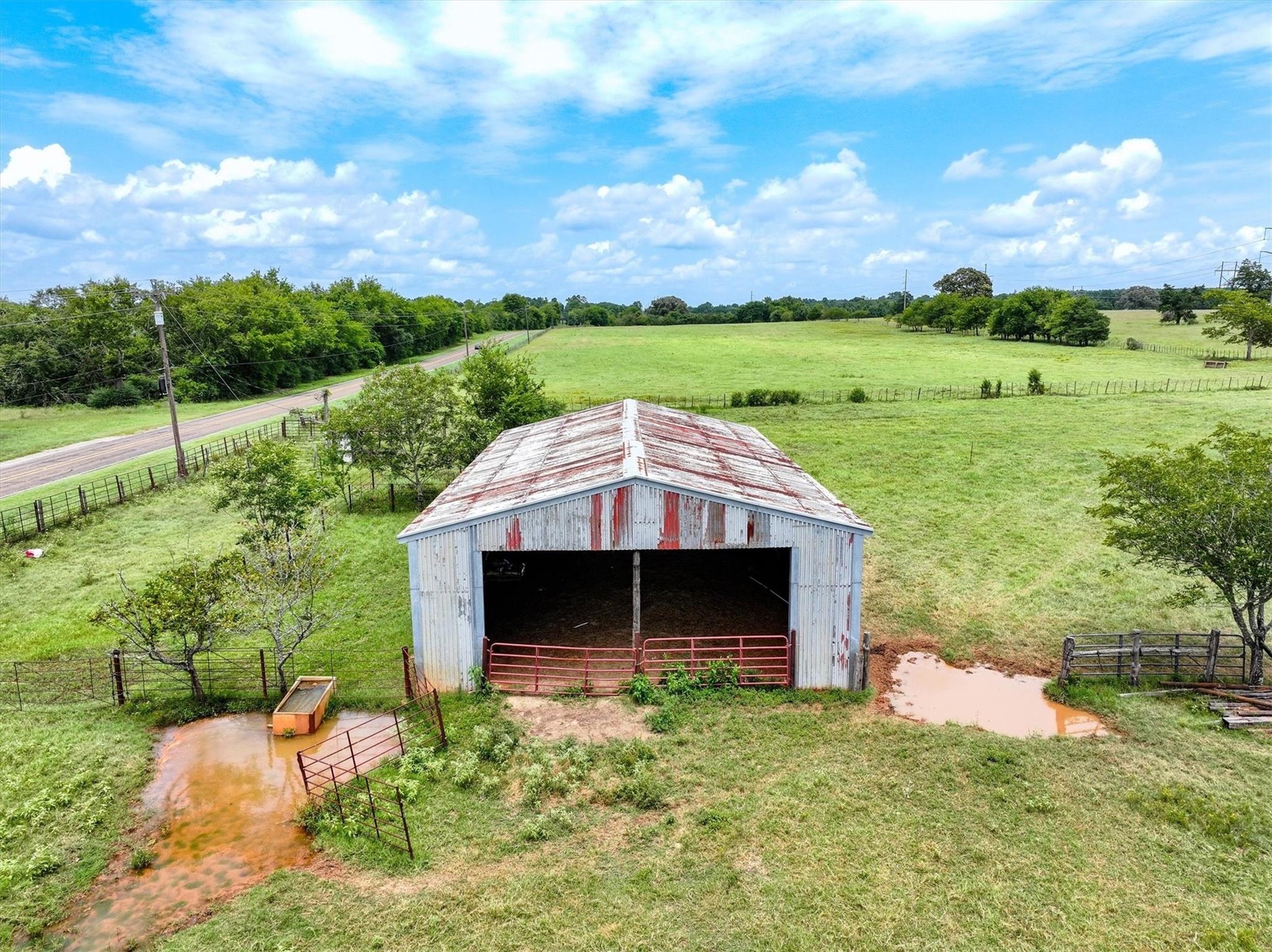 main property photo 6