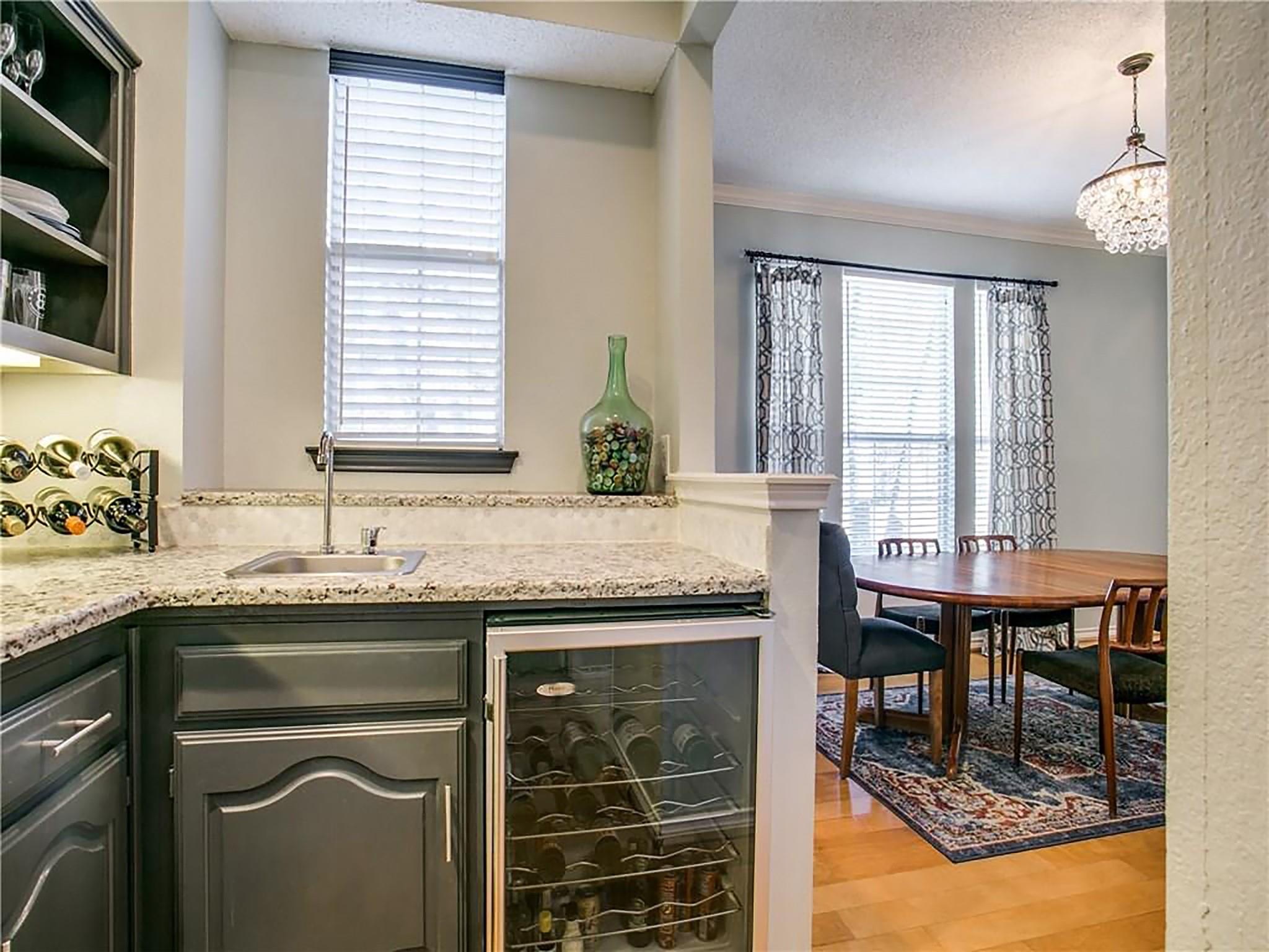 property viewer photo 6