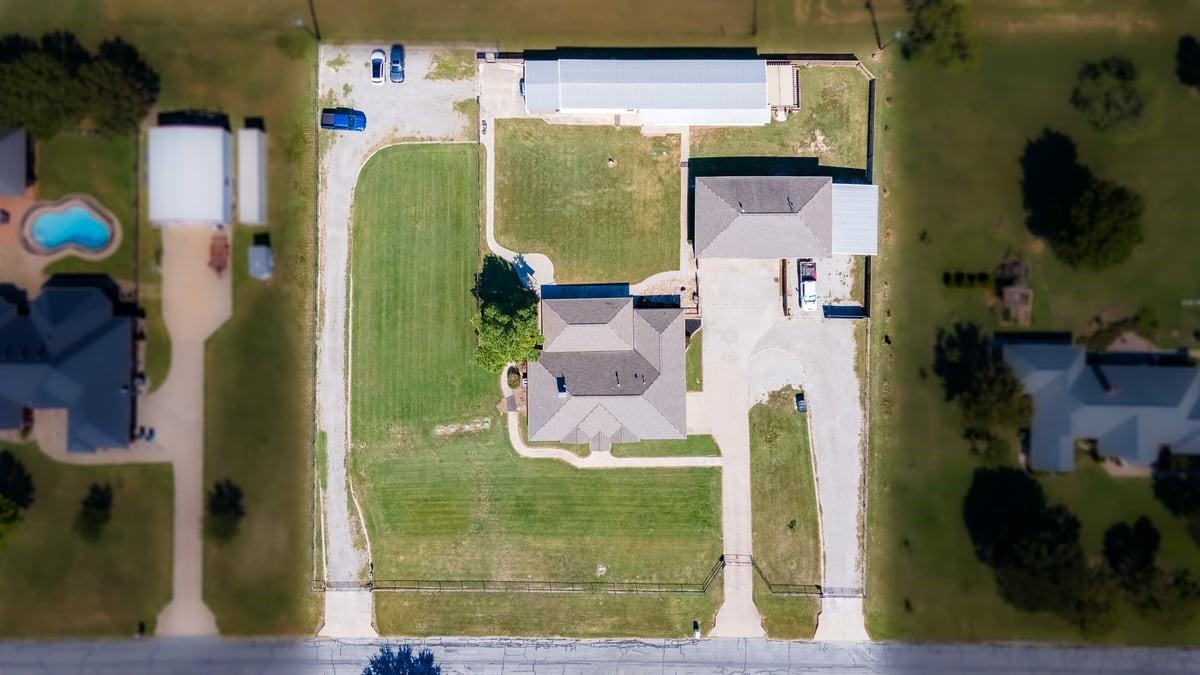 main property photo 3